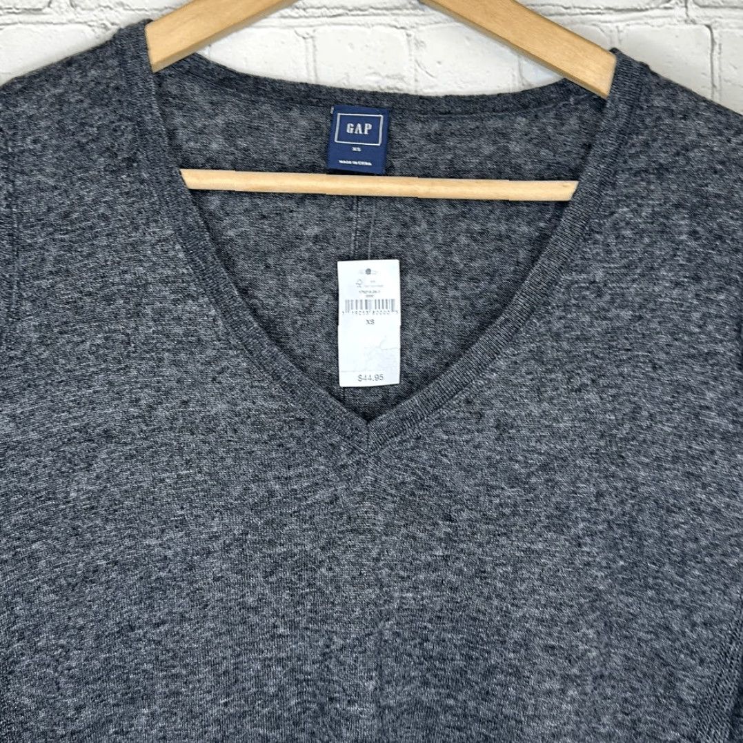 Gap Gap Women's Sweater Long Sleeve V-Neck XS Gray Lightweight Pullover New Size XS / US 0-2 / IT 36-38 - 3 Thumbnail