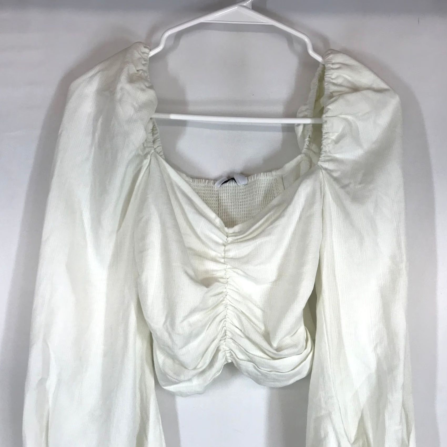 & Other Stories & Other Stories White Ruched Puff Sleeve Crop Top Size 2 Los Angeles Atelier Size XS / US 0-2 / IT 36-38 - 2 Thumbnail