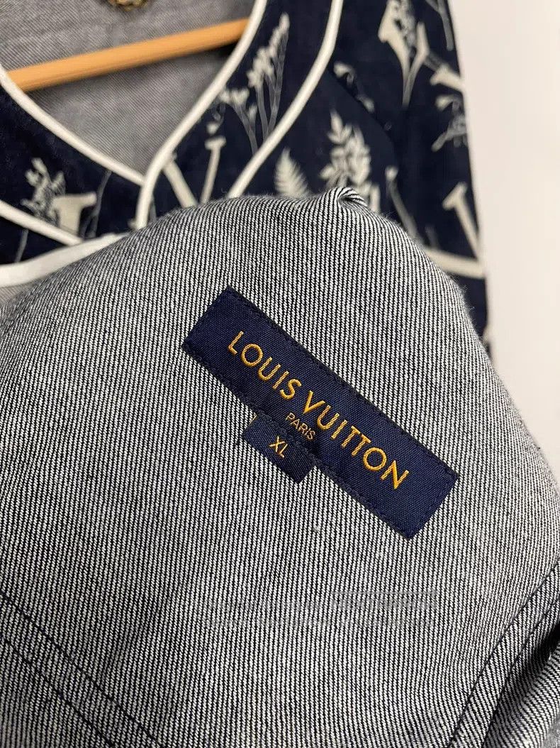 Louis Vuitton Louis Vuitton Denim short sleeve shirt Size US XL / EU 56 / 4 - 4 Thumbnail