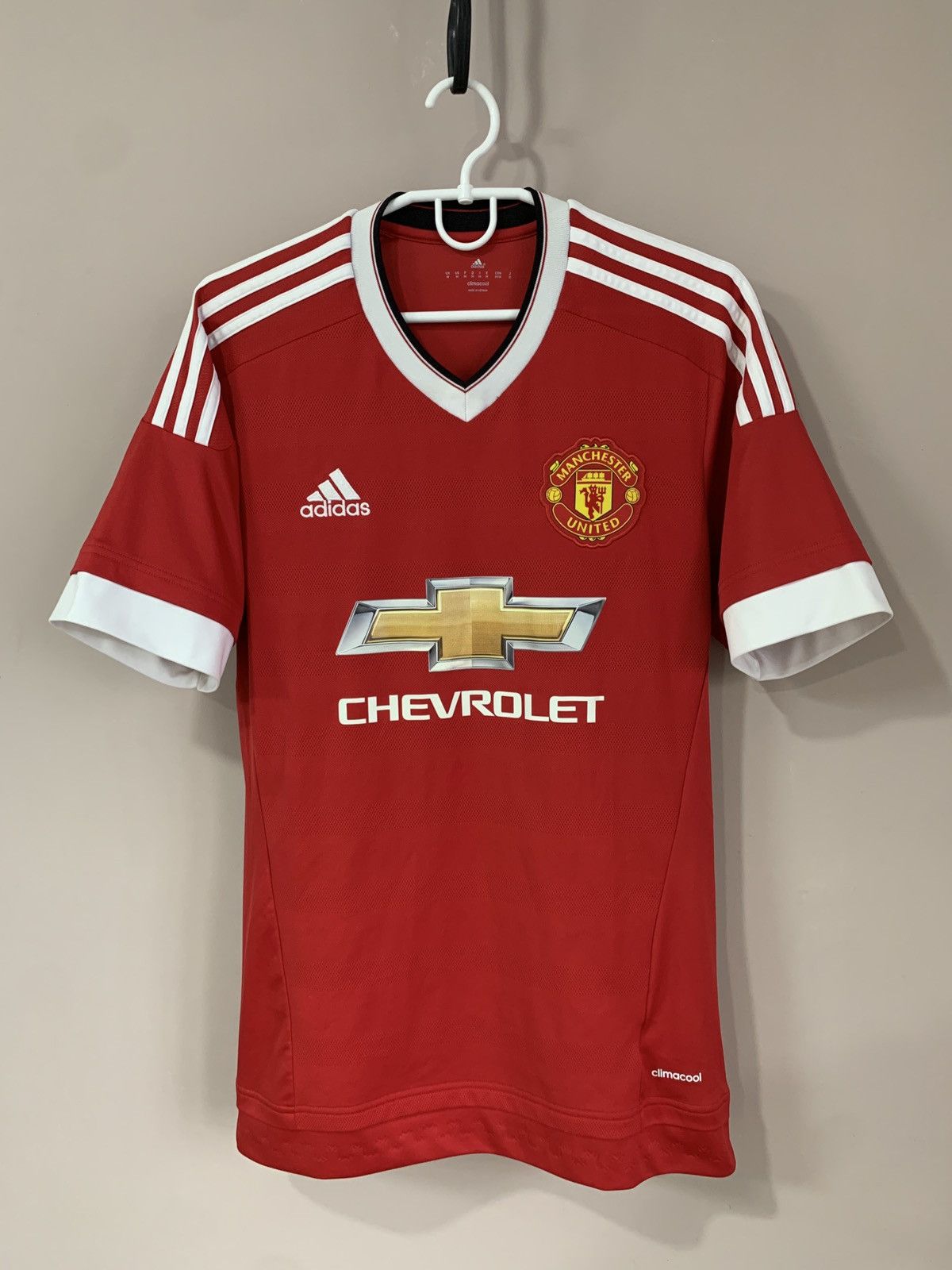 Adidas Manchester United adidas 2015 2016 home soccer shirt jersey Size US M / EU 48-50 / 2 - 1 Thumbnail
