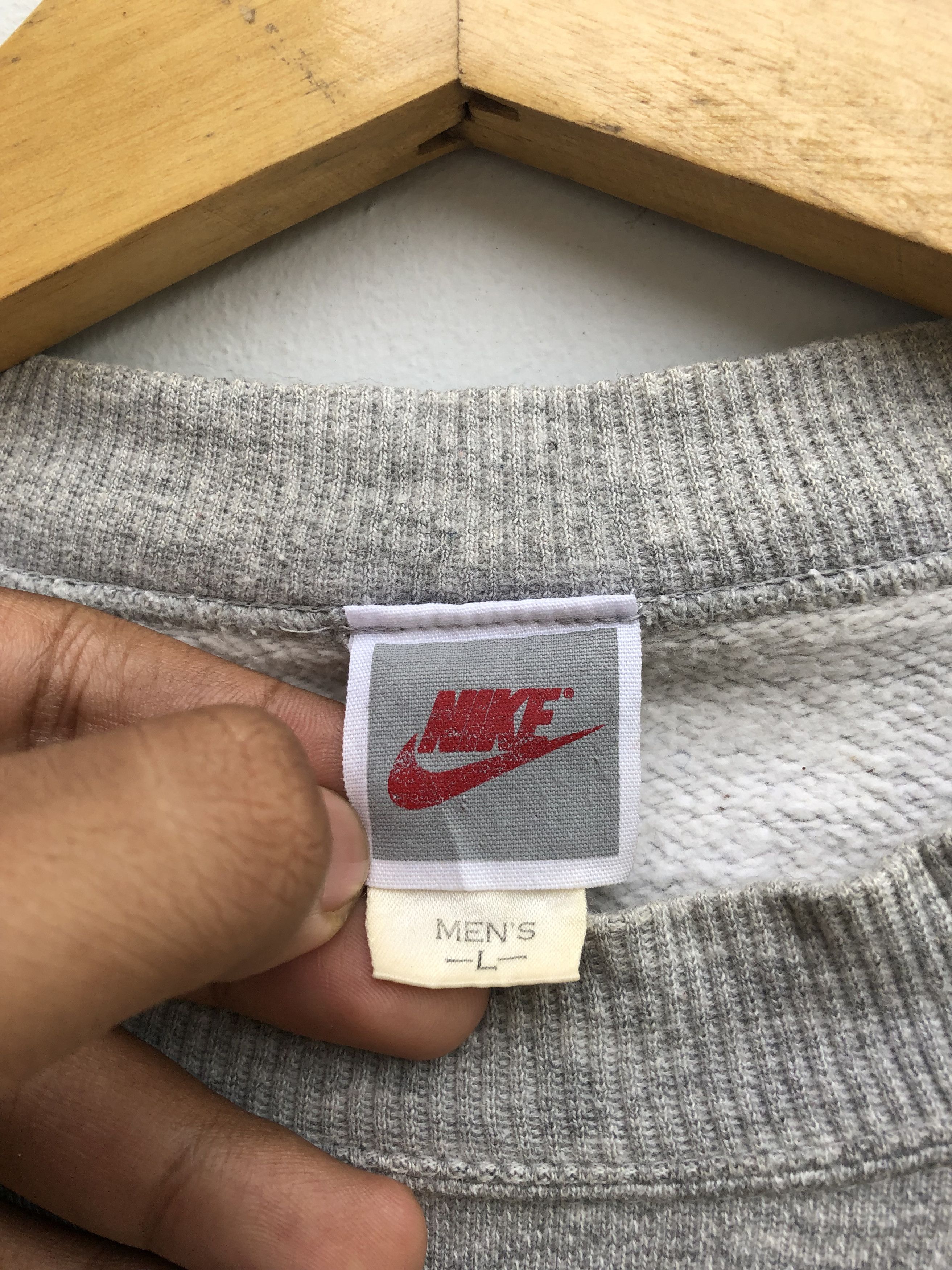 Jordan Brand 90s Nike Jordan Sweatshirt Size US L / EU 52-54 / 3 - 4 Thumbnail