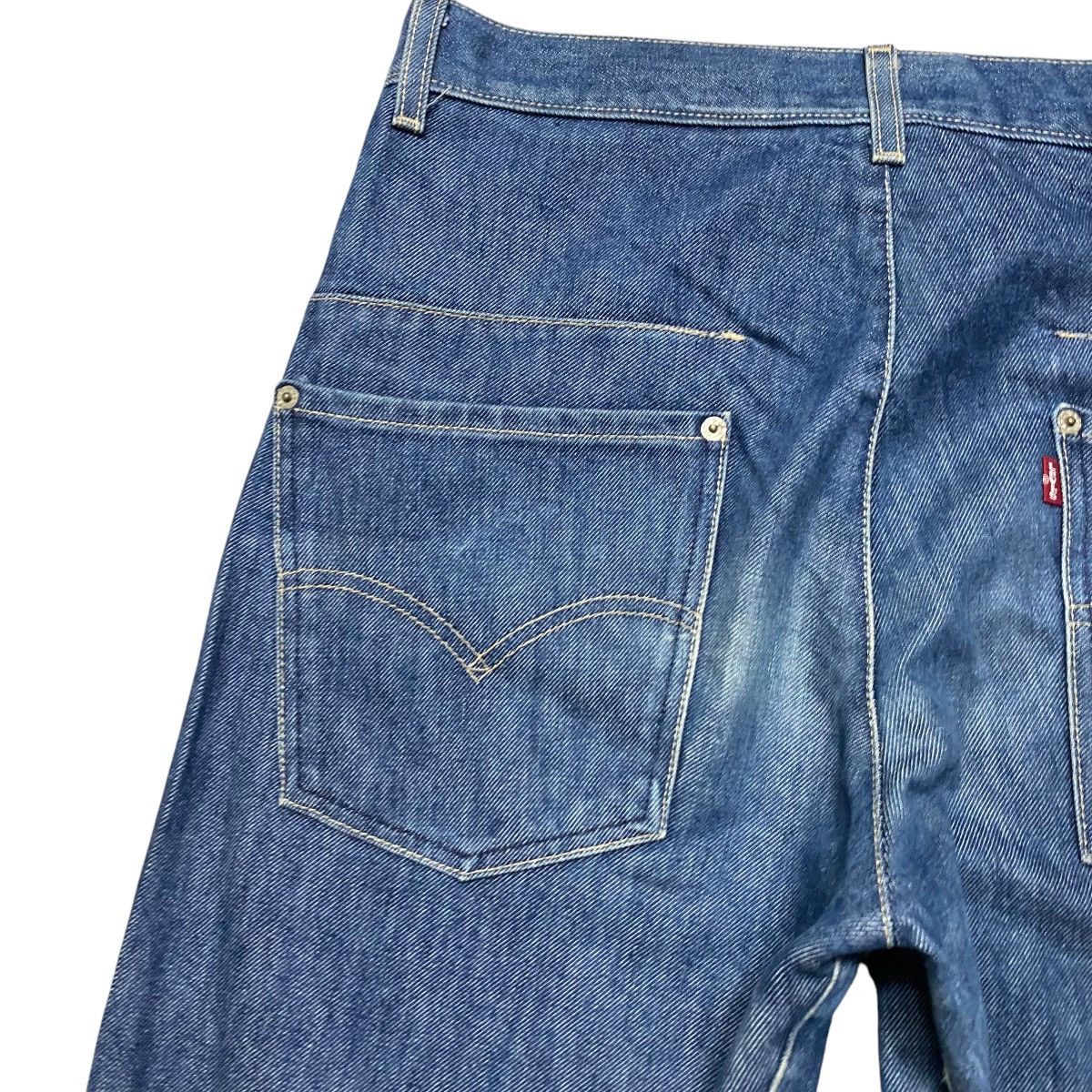 Levi's Vintage Y2K Levis Engineered Baggy Jeans Size US 33 - 10 Thumbnail