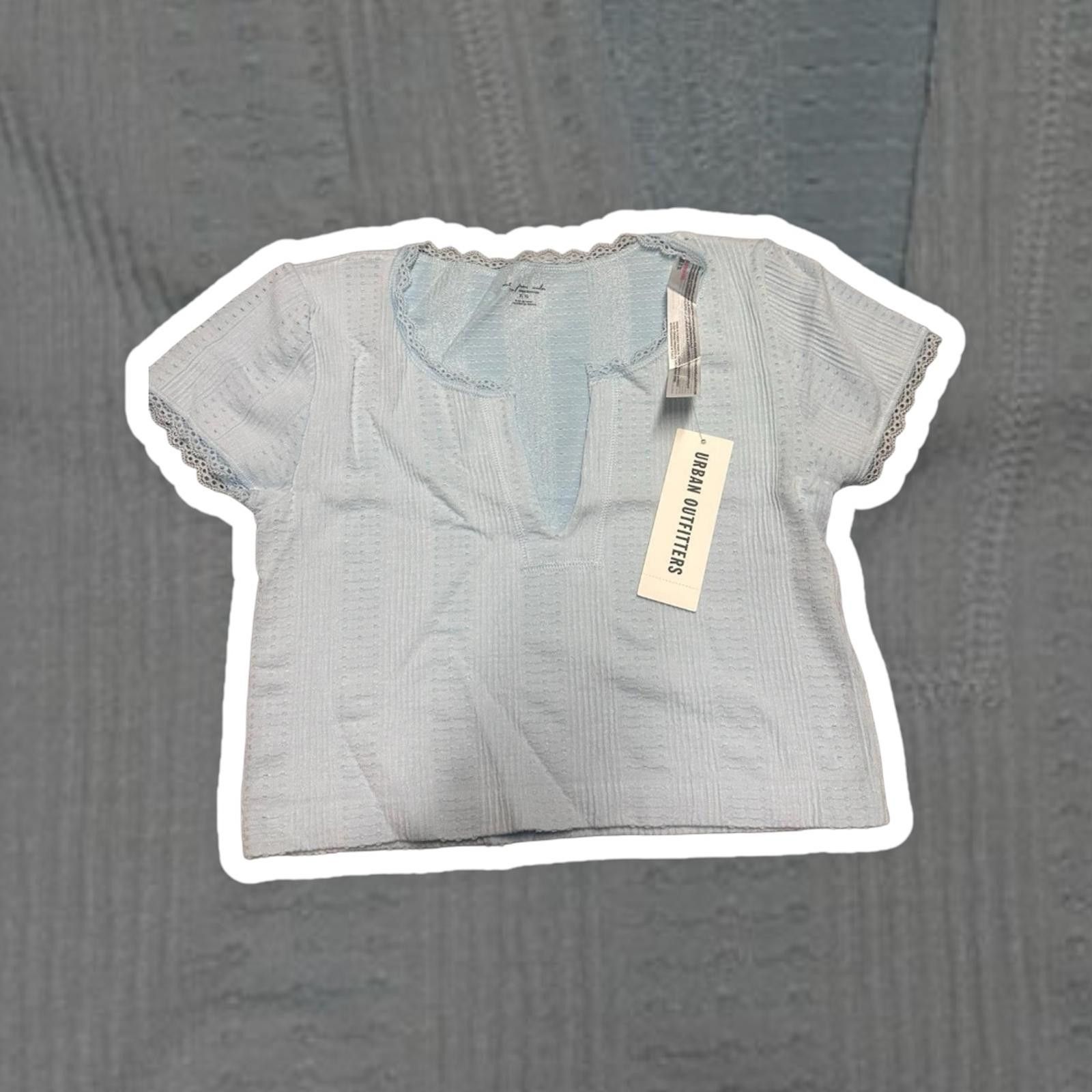 Urban Outfitters Urban Outfitters Light Blue Textured Top Size XL / US 12-14 / IT 48-50 - 1 Thumbnail