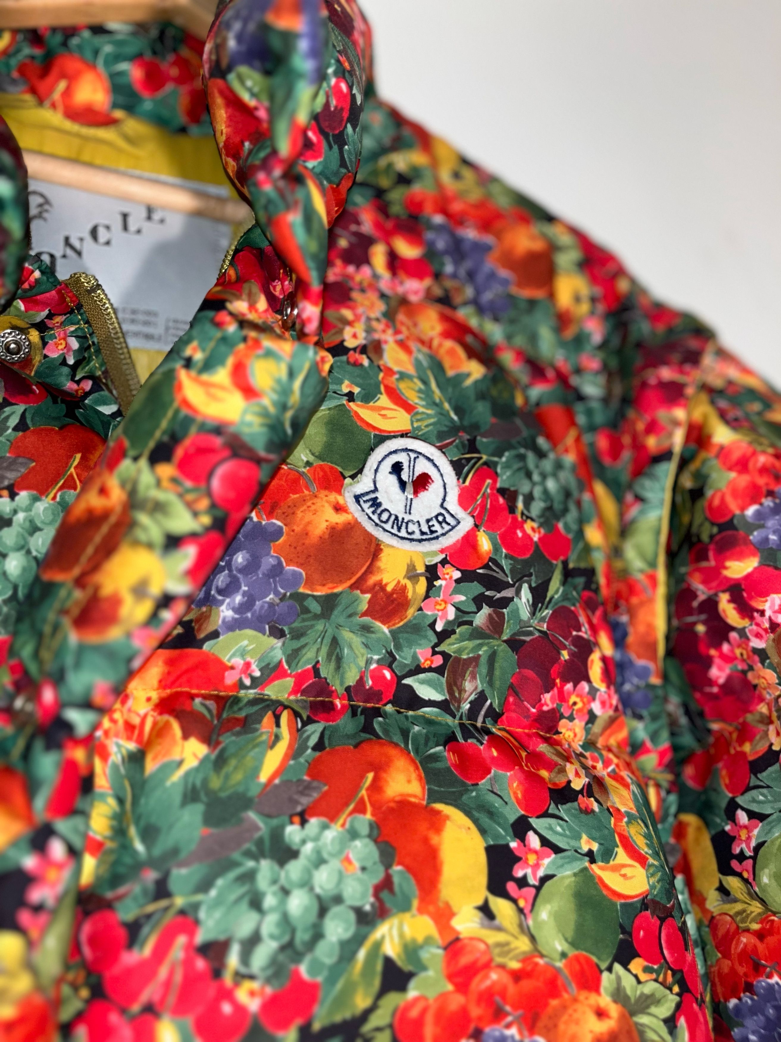 Moncler Moncler floral puffer jacket Size US M / EU 48-50 / 2 - 12 Thumbnail