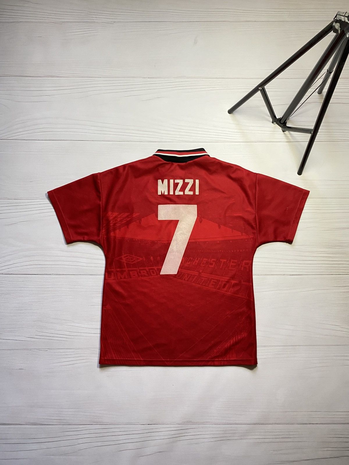 Umbro Vintage Manchester United 1994/95 home soccer jersey Young Size US XS / EU 42 / 0 - 2 Thumbnail