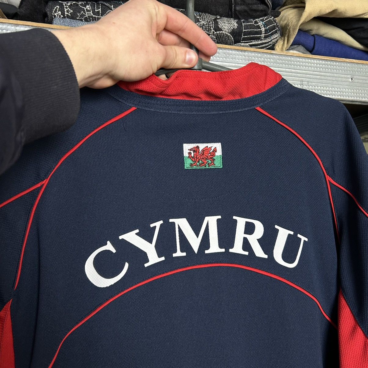 Vintage Vintage Manav Wales Rugny Big logo streetwear 2000’s jersey Size US L / EU 52-54 / 3 - 8 Thumbnail
