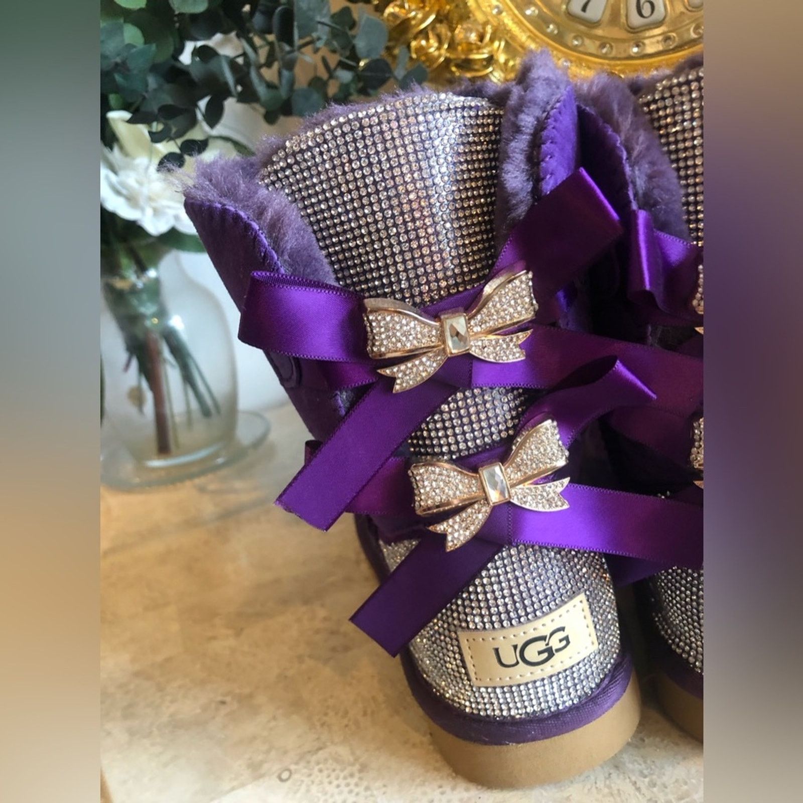Ugg Ugg it’s With Bows And Rhinestones size9 Size US 9 / IT 39 - 14 Thumbnail