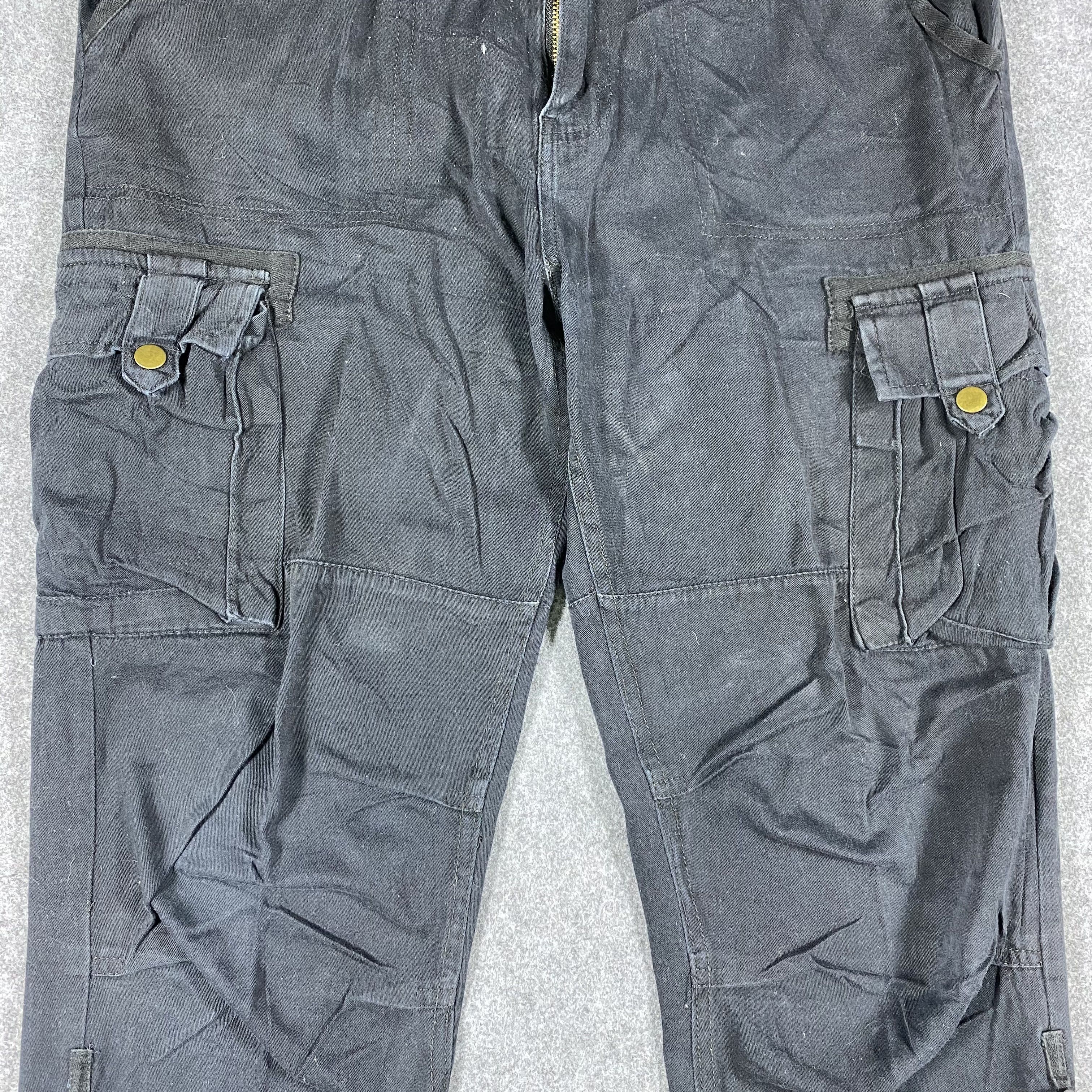 Japanese Brand Japanese Gold Experience Multipocket Tactical Cargo Pants Size US 33 - 4 Thumbnail
