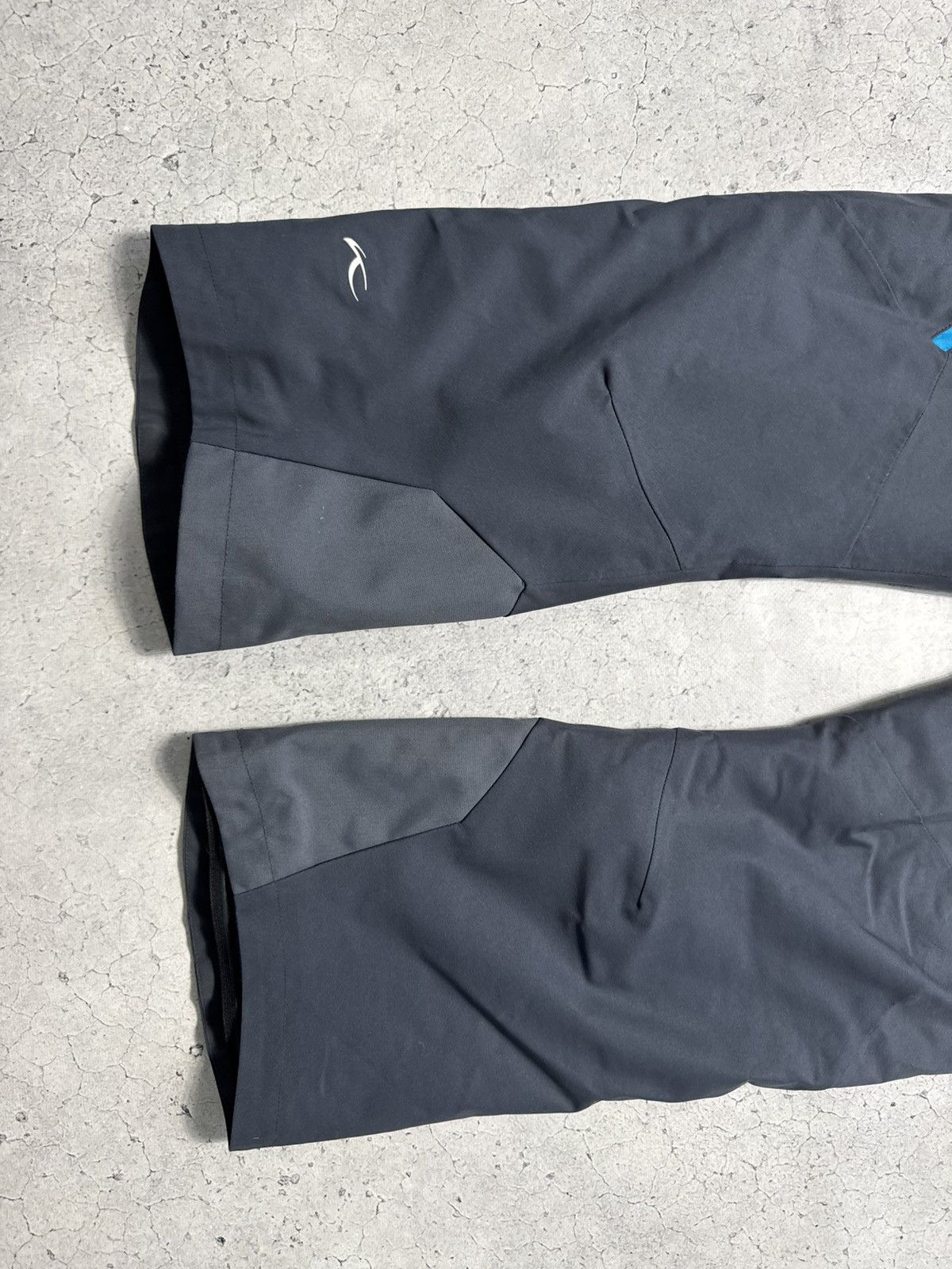 KJUS Kjus Ski Pants Size L Outdoor Gray Gore-Tex Size US 34 / EU 50 - 2 Thumbnail