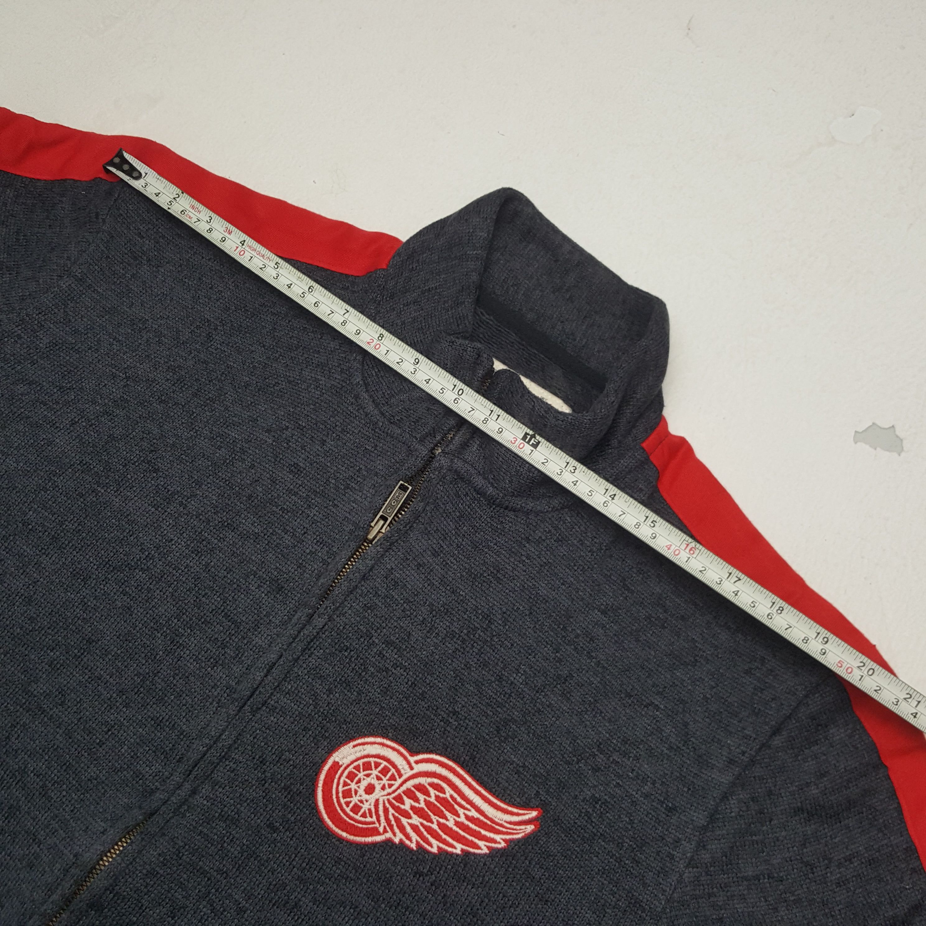 Ccm × NHL × Vintage Vintage CCM Detroit Red Wings American Hockey Team Sweater Size US L / EU 52-54 / 3 - 6 Thumbnail