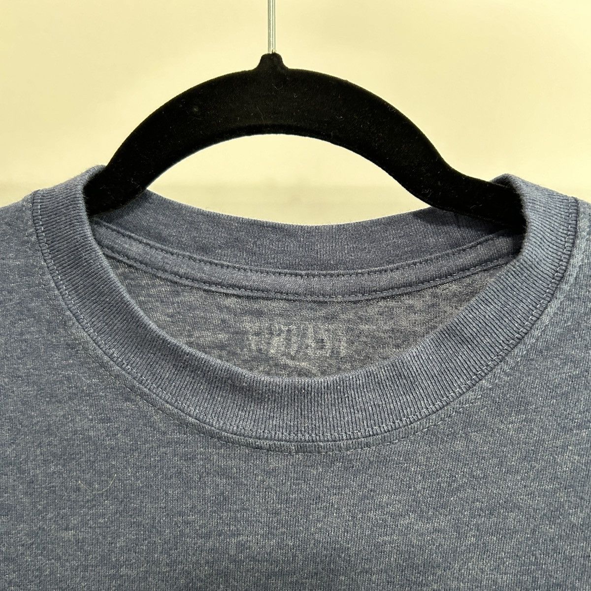 Nirvana Nirvana Dark Blue and Yellow Graphic Tee Sz Small - "Harley" Size S / US 4 / IT 40 - 16 Thumbnail