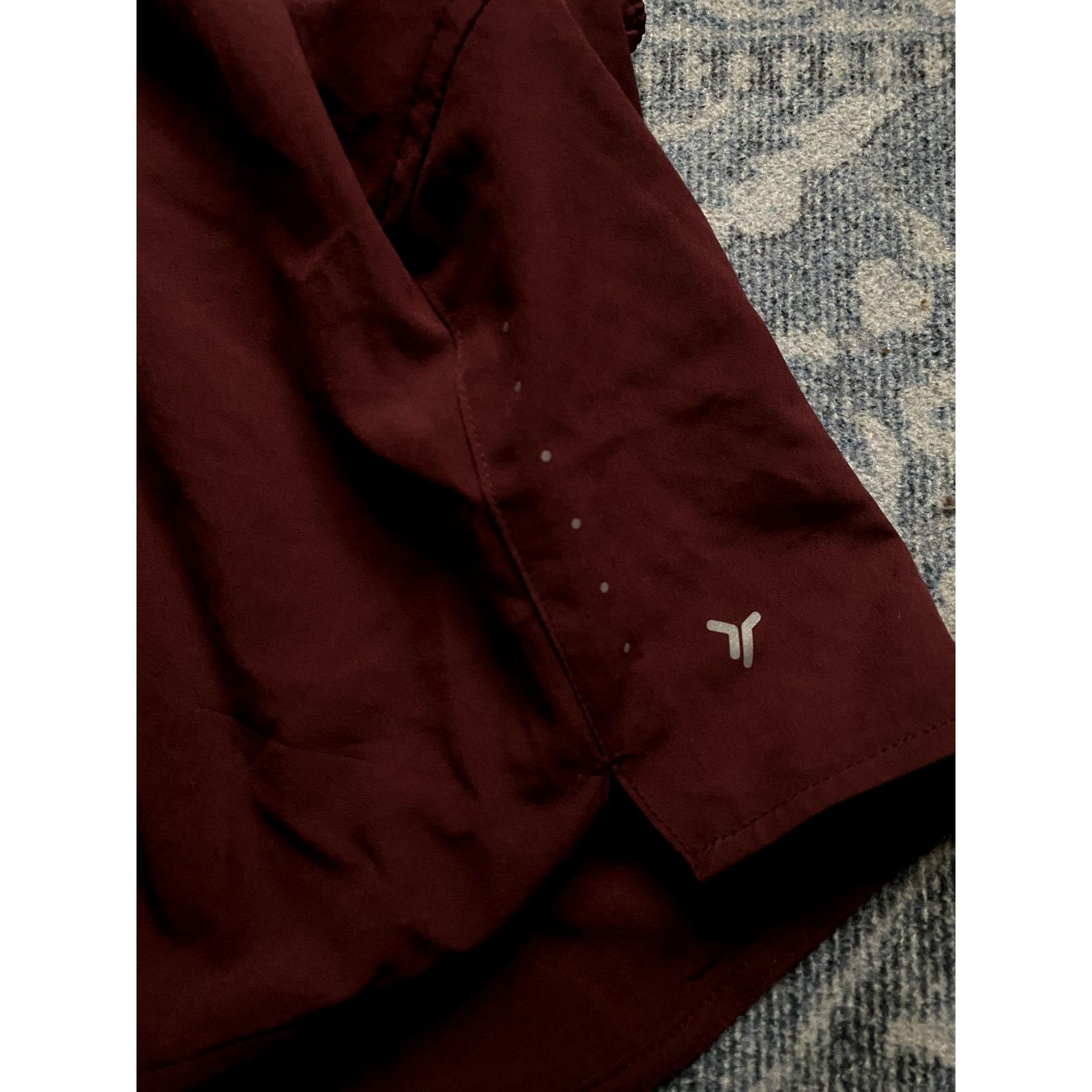 Old Navy Old Navy Quick Dry XL Burgundy Athletic Shorts Lounge Active Size 33" - 4 Thumbnail