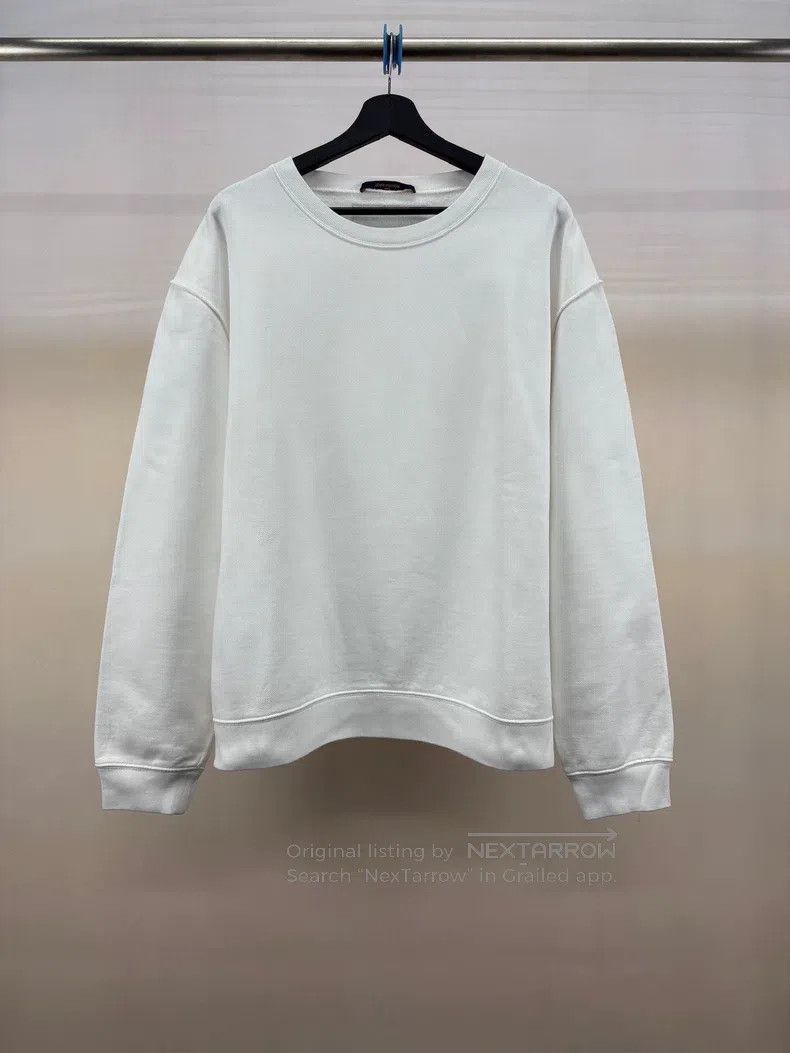 Louis Vuitton Louis Vuitton size 4l Back Instruction sweatshirt Size US M / EU 48-50 / 2 - 1 Thumbnail