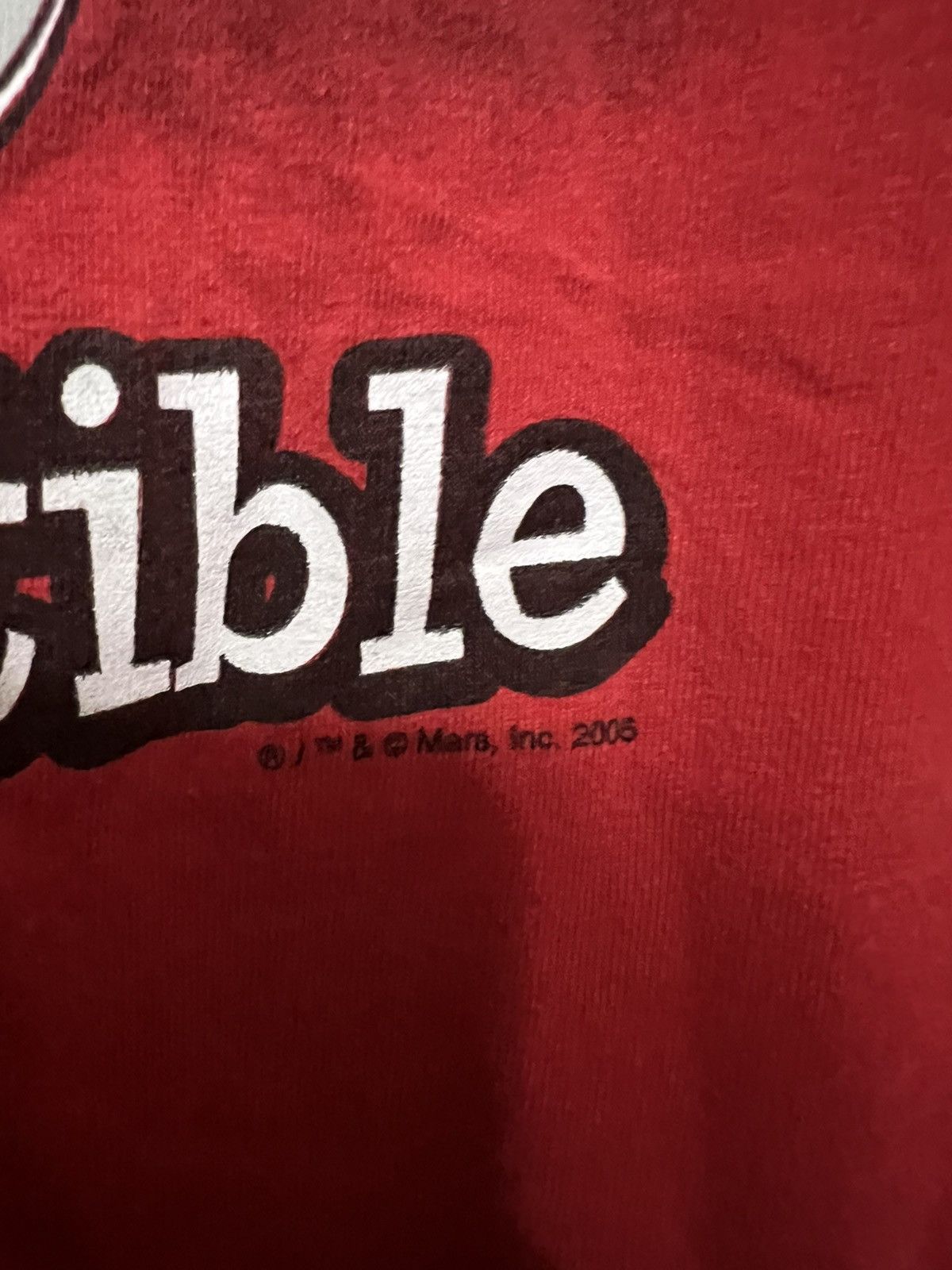 Vintage Vintage 2005 M&M “I’m Irresistible” graphic shirt Size US M / EU 48-50 / 2 - 4 Thumbnail