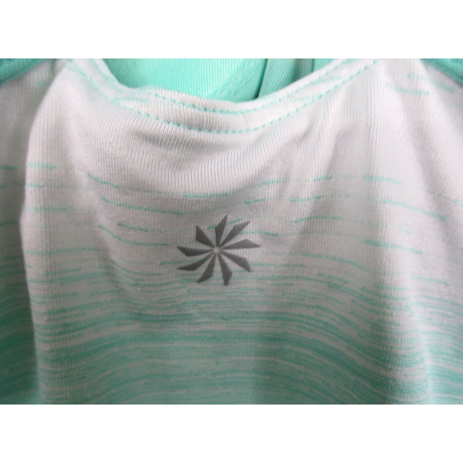 Athleta Athleta Athletic Top XS Woman Light Green Ombre Stripe Built In Bra Activewear Shirt Size XS / US 0-2 / IT 36-38 - 5 Thumbnail