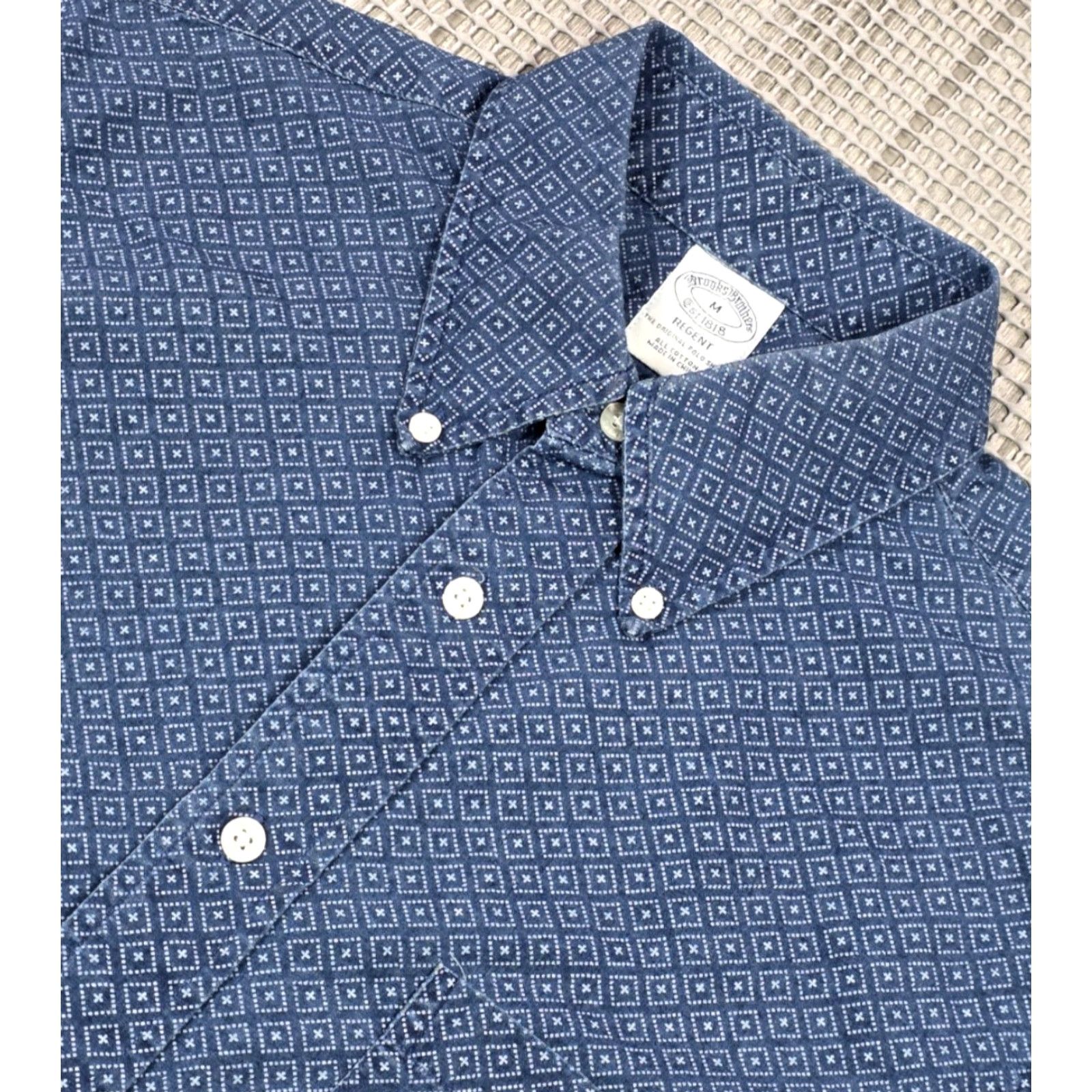Brooks Brothers Brooks Brothers Shirt Regent Diamond Print Chambray Long Sleeve M Blue Men Size US M / EU 48-50 / 2 - 4 Thumbnail