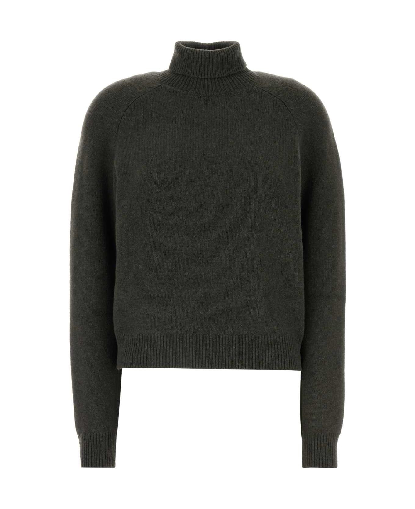 Fendi o1s1wg110825 Jumper in Dark Green Size S / US 4 / IT 40 - 1 Thumbnail