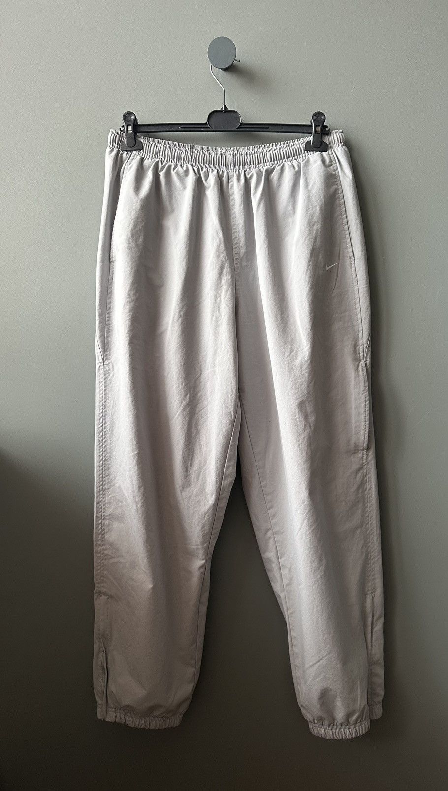 Nike Vintage Nike Track Nylon Grey Pants Baggy Size US 38 / EU 54 - 1 Thumbnail