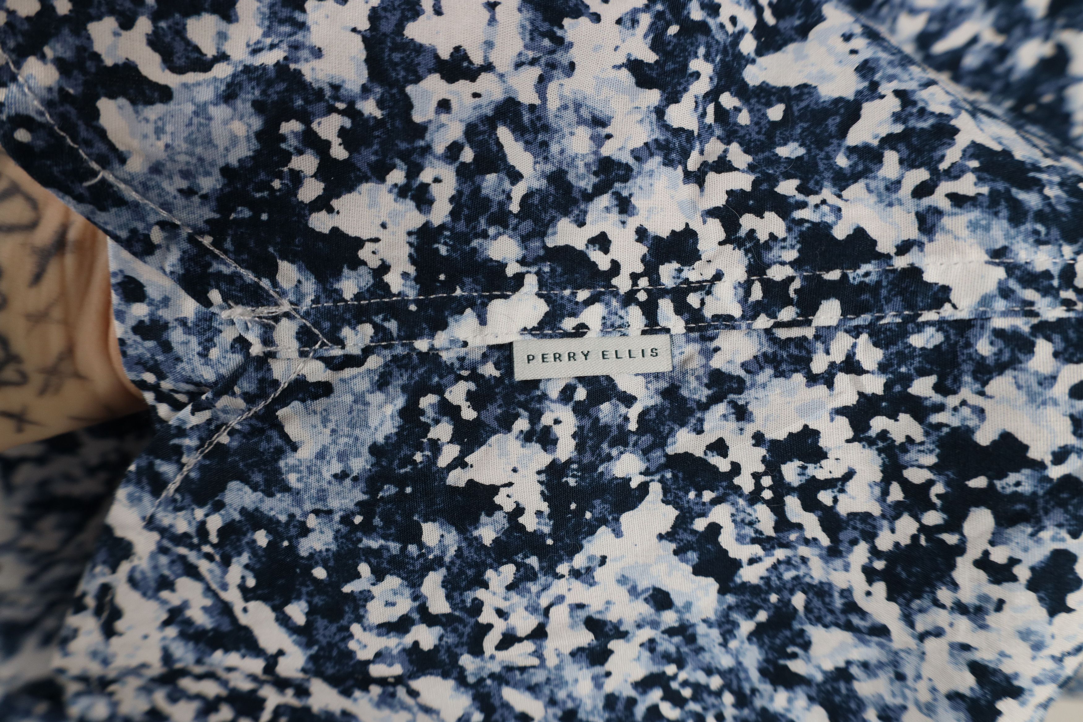 Vintage Perry Ellis Abstract Splatter Short Sleeve Button Shirt Size US XL / EU 56 / 4 - 8 Thumbnail