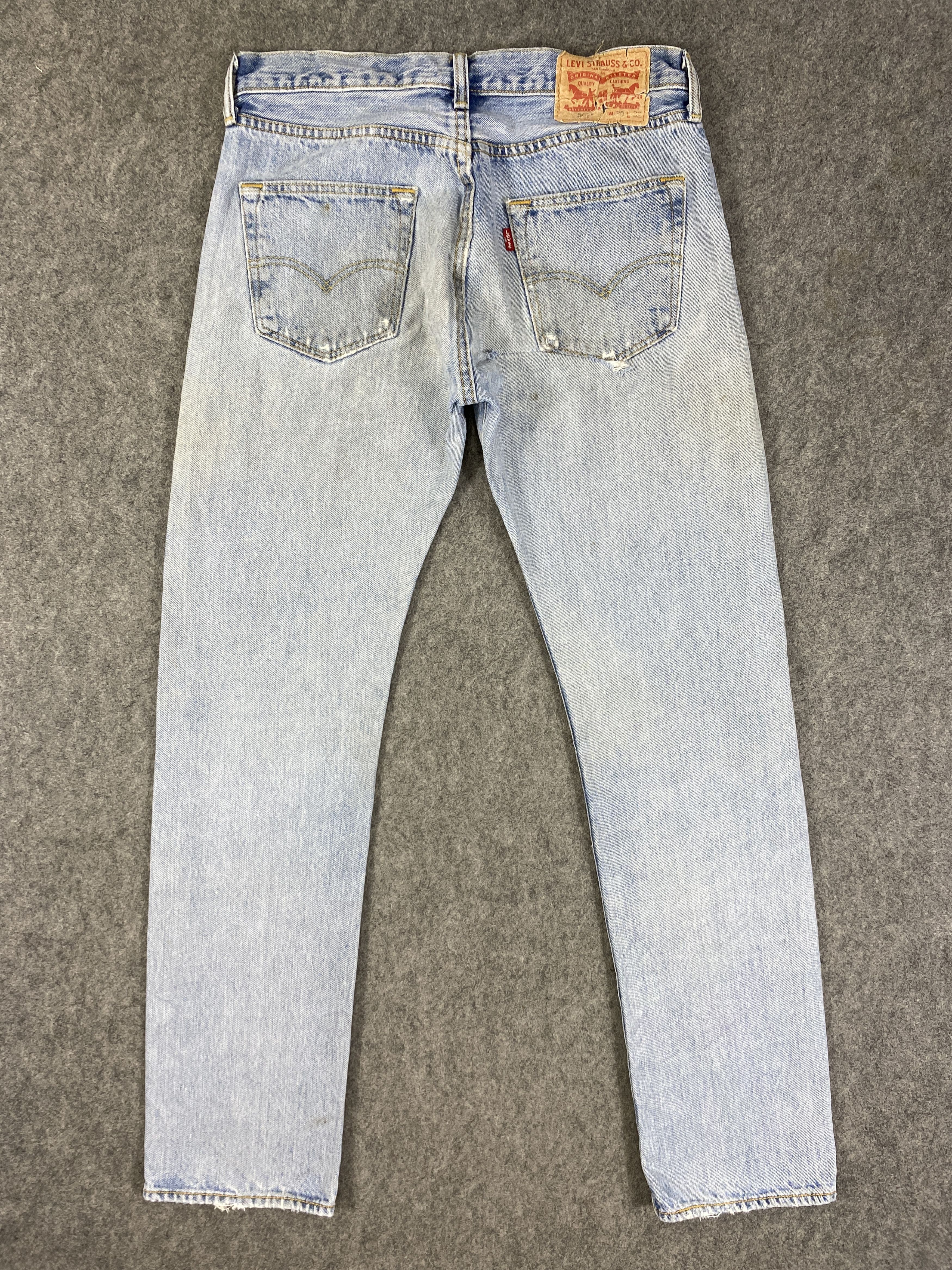 Japanese Brand Light Blue Wash Vintage Levi's 501 Jeans 32x31 Denim -JN2216 Size US 32 / EU 48 - 2 Thumbnail