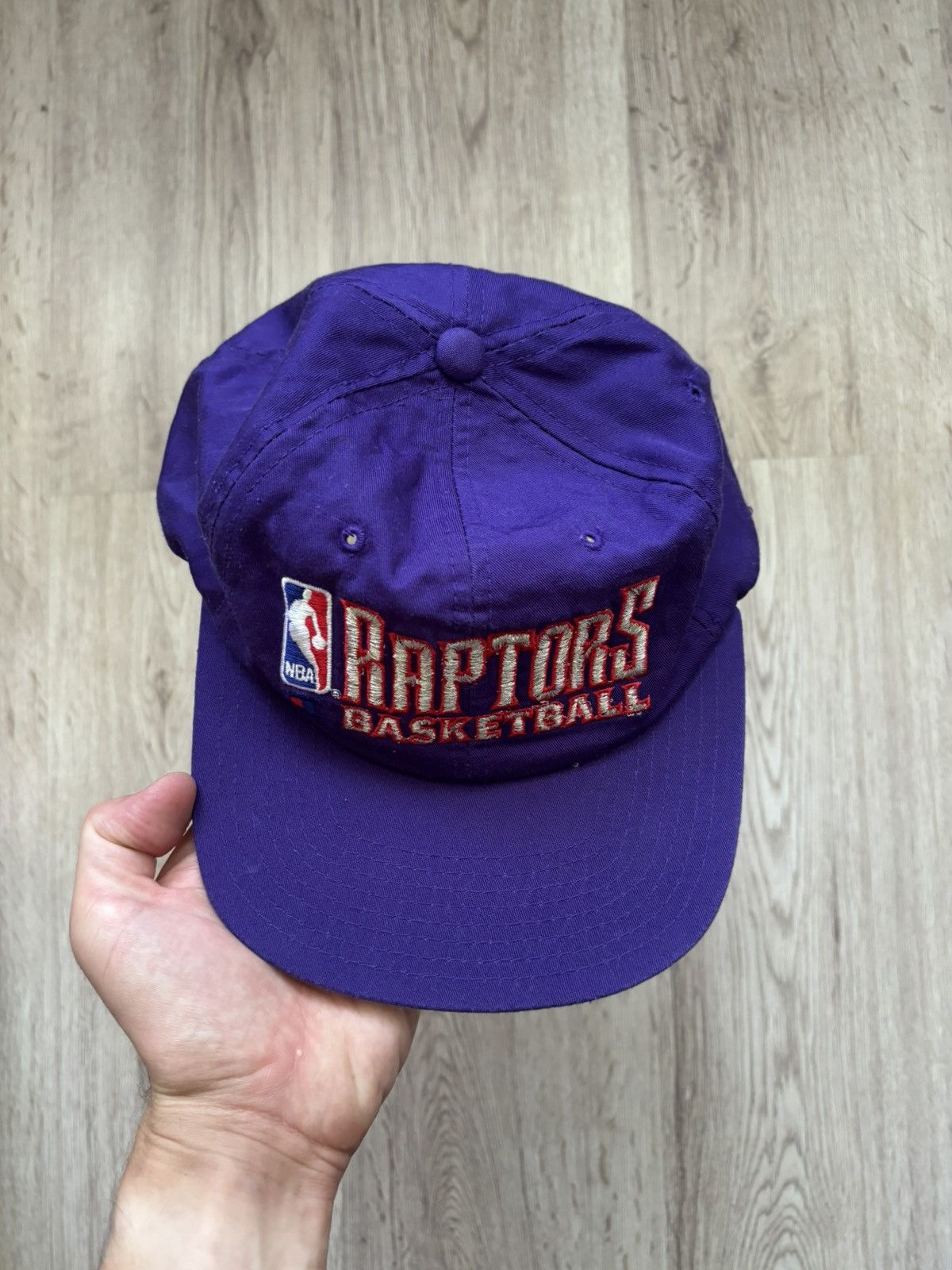 Champion vintage 1990s Toronto Raptors NBA Sports Vtg purlpe Size ONE SIZE - 23 Thumbnail