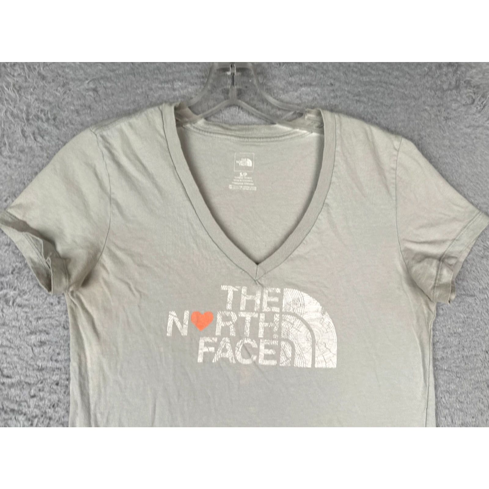 The North Face The North Face Shirt Women S Gray V-Neck Cotton Blend Basic Casual Short Sleeve T-Shirt Mens Womens Size S / US 4 / IT 40 - 4 Thumbnail