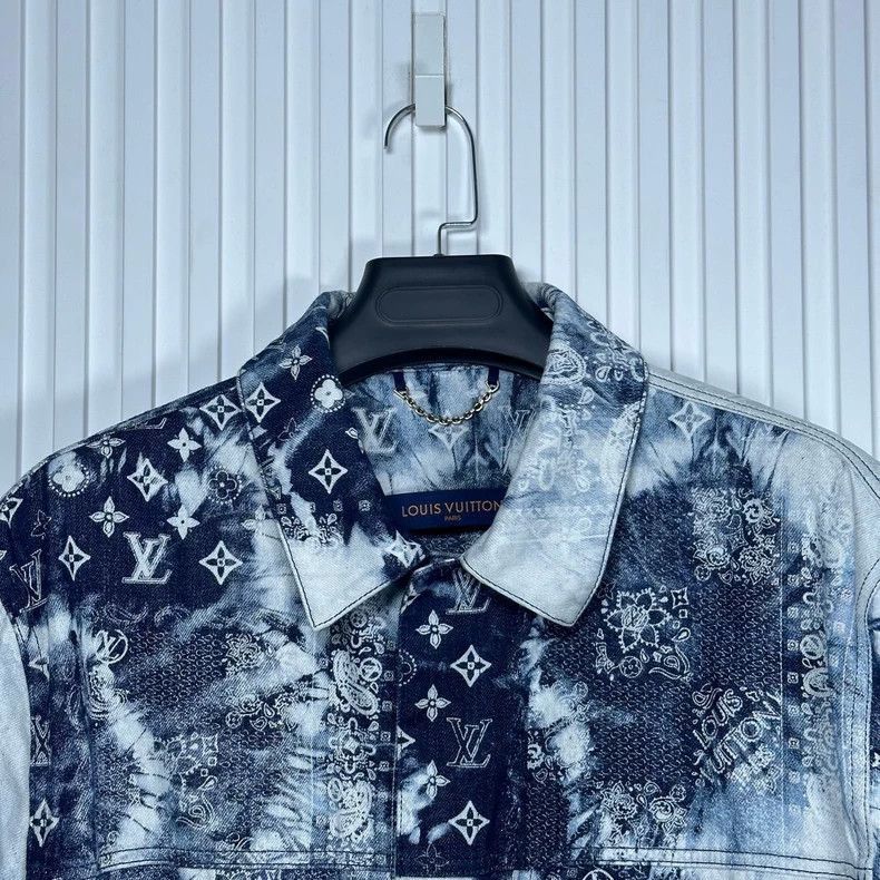 Louis Vuitton Louis Vuitton Denim Short Sleeve Shirt -2505 Size US L / EU 52-54 / 3 - 4 Thumbnail