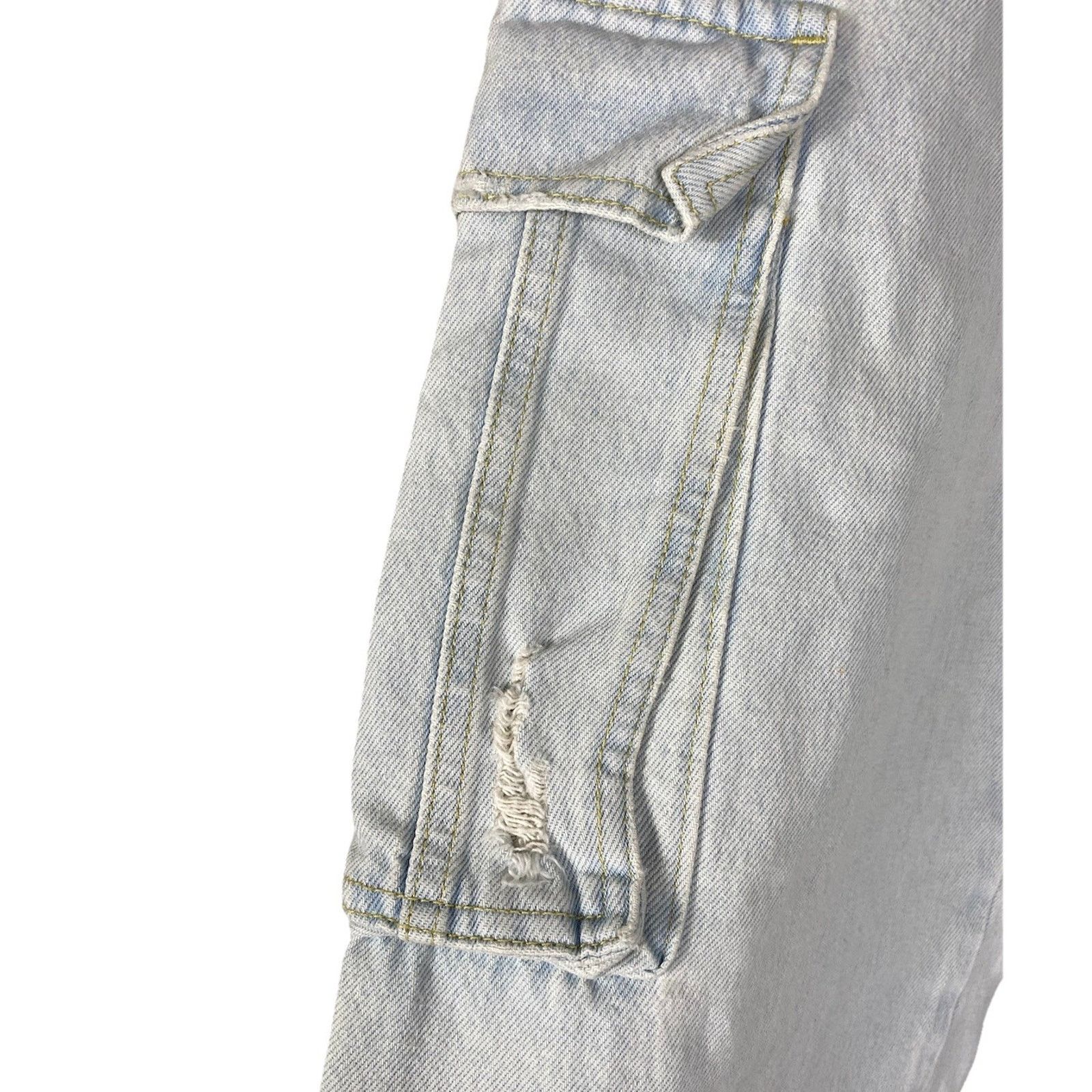 Zara Zara Womens Size 4 Ultra High Rise Wide Leg Cargo Jeans Size 27" / US 4 / IT 40 - 2 Thumbnail