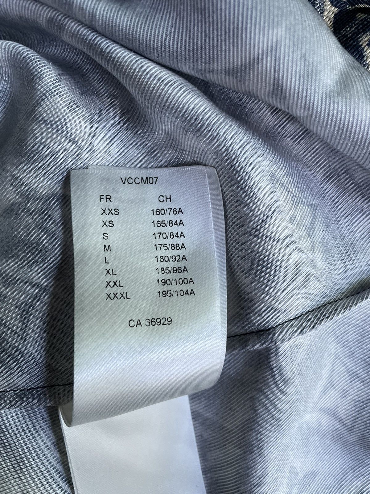 Louis Vuitton Louis Vuitton Silk Monogram Shirt Size US S / EU 44-46 / 1 - 11 Thumbnail