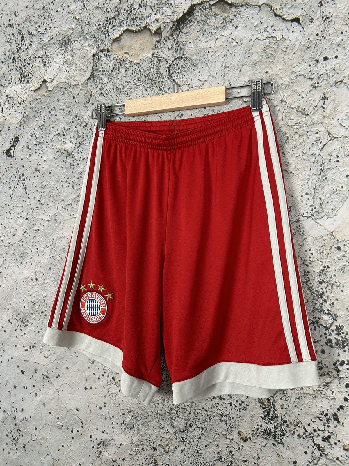 Adidas Bayern Munchen Soccer Jersey Football Shorts Sportswear Size US 30 / EU 46 - 2 Thumbnail