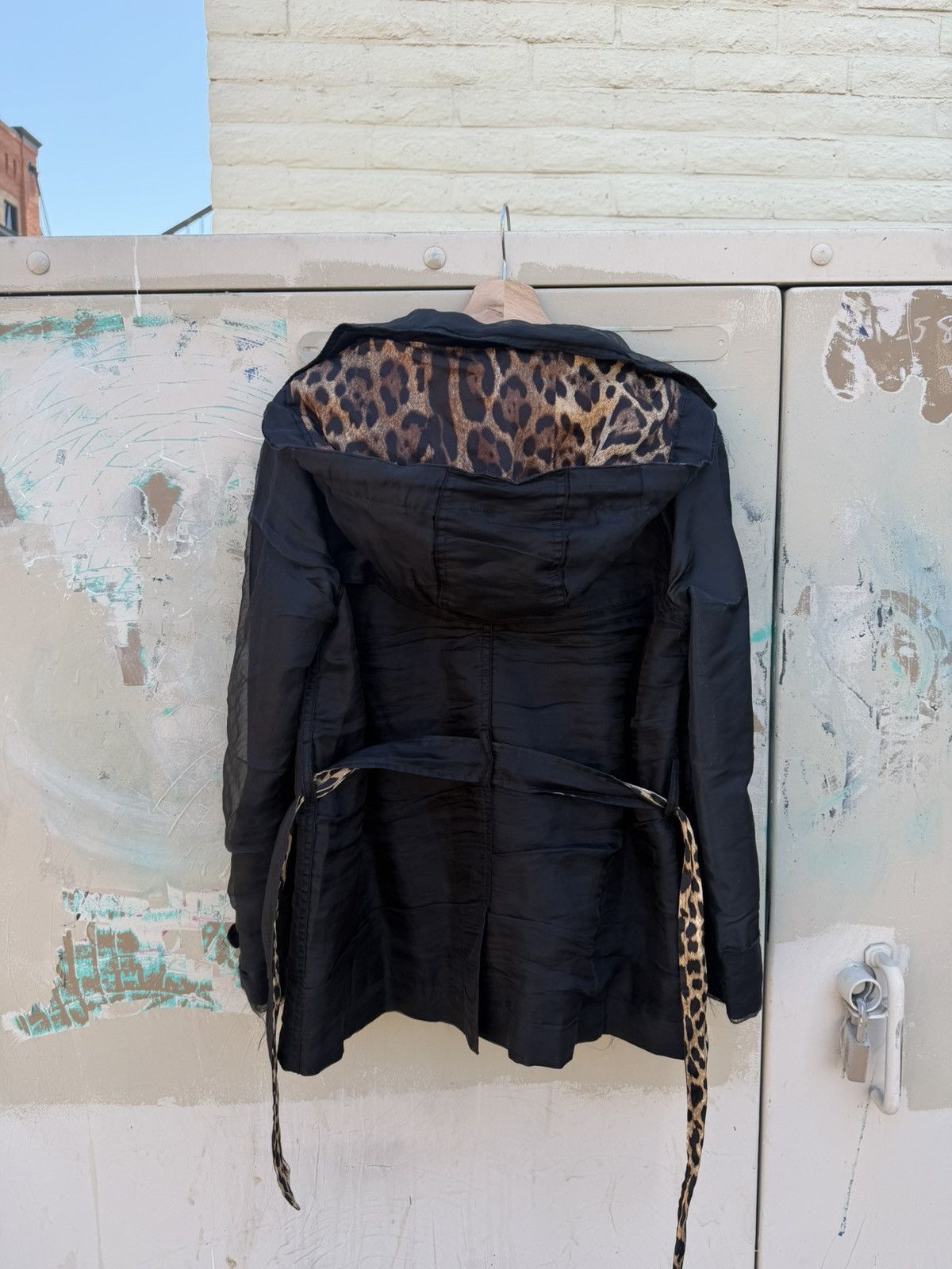 Dolce & Gabbana 2010s Dolce and Gabbana Leopard Print Parka Size US M / EU 48-50 / 2 - 19 Thumbnail