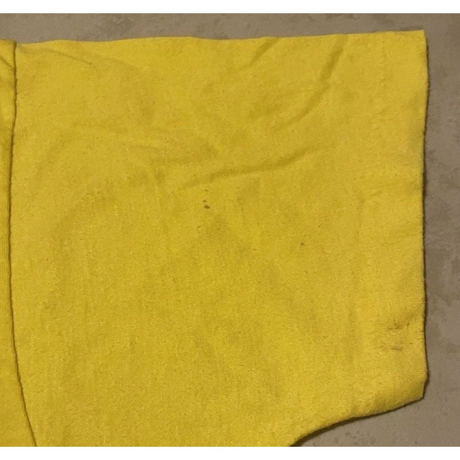 Vintage VINTAGE Shawnee Triathalon Shirt S Kansas City Gym Track PE College Grunge USA 80s 90s Vintage Grunge Shirt Mens S Yellow Size US S / EU 44-46 / 1 - 7 Thumbnail