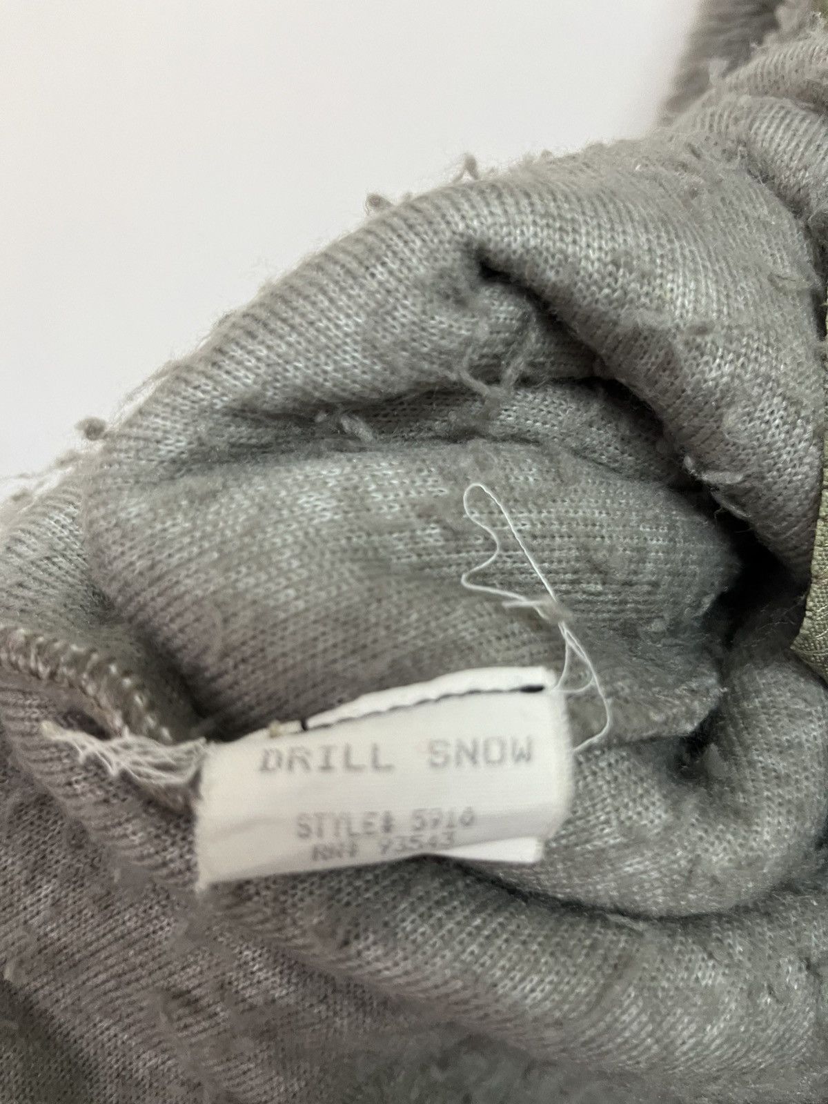 Outdoor Research 💥TRUE Vintage MADE IN USA DrillSKATEBOARD Deep Pile Fleece Size US L / EU 52-54 / 3 - 6 Thumbnail
