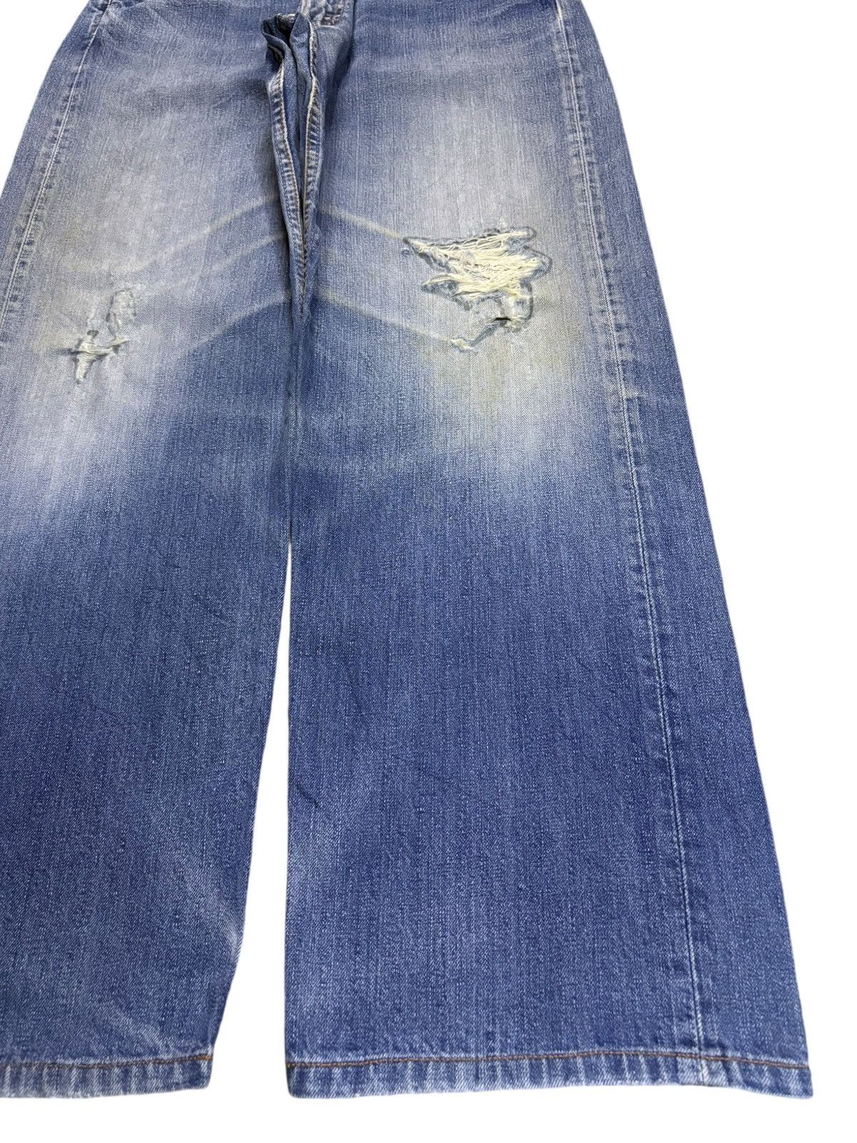 Levi's Vintage 90s Levis 504 Faded Wash Distressed Baggy Jeans Size US 33 - 7 Thumbnail
