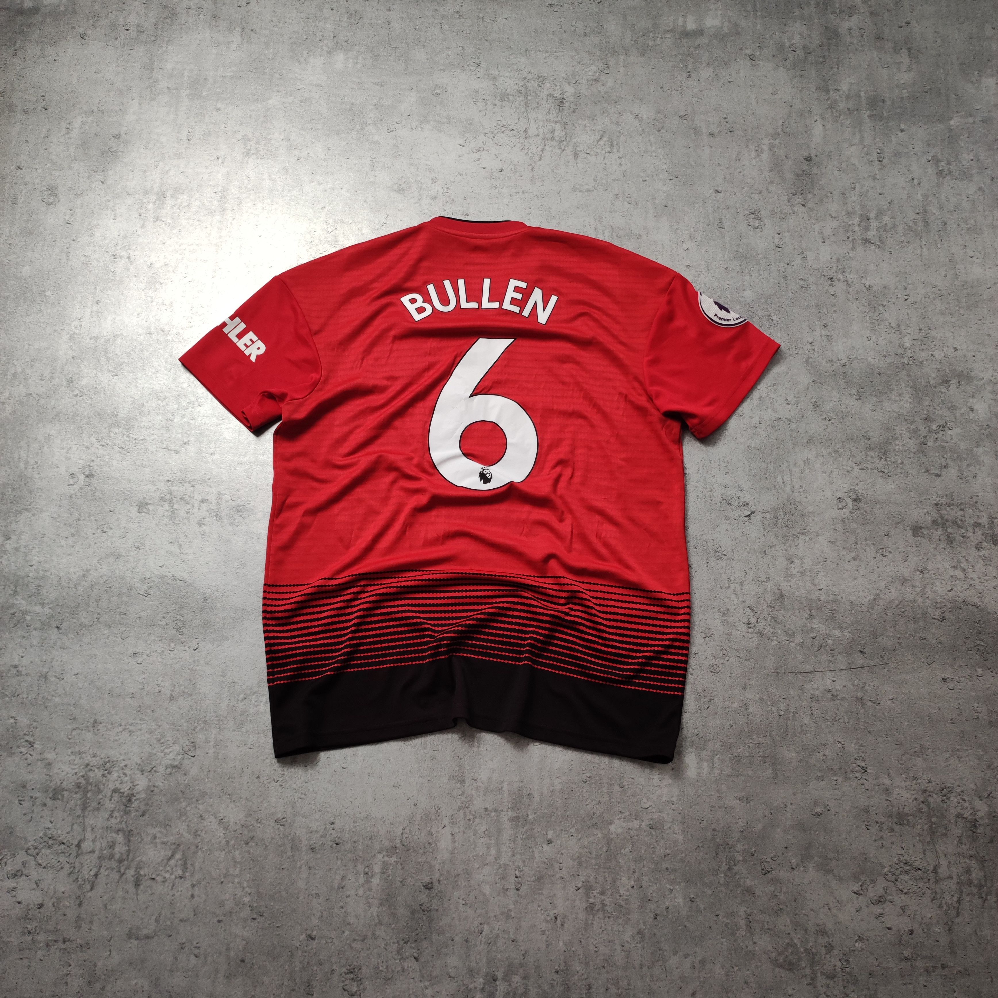Adidas RARE 2018 Adidas x Manchester United Home Football Jersey Size US L / EU 52-54 / 3 - 9 Thumbnail