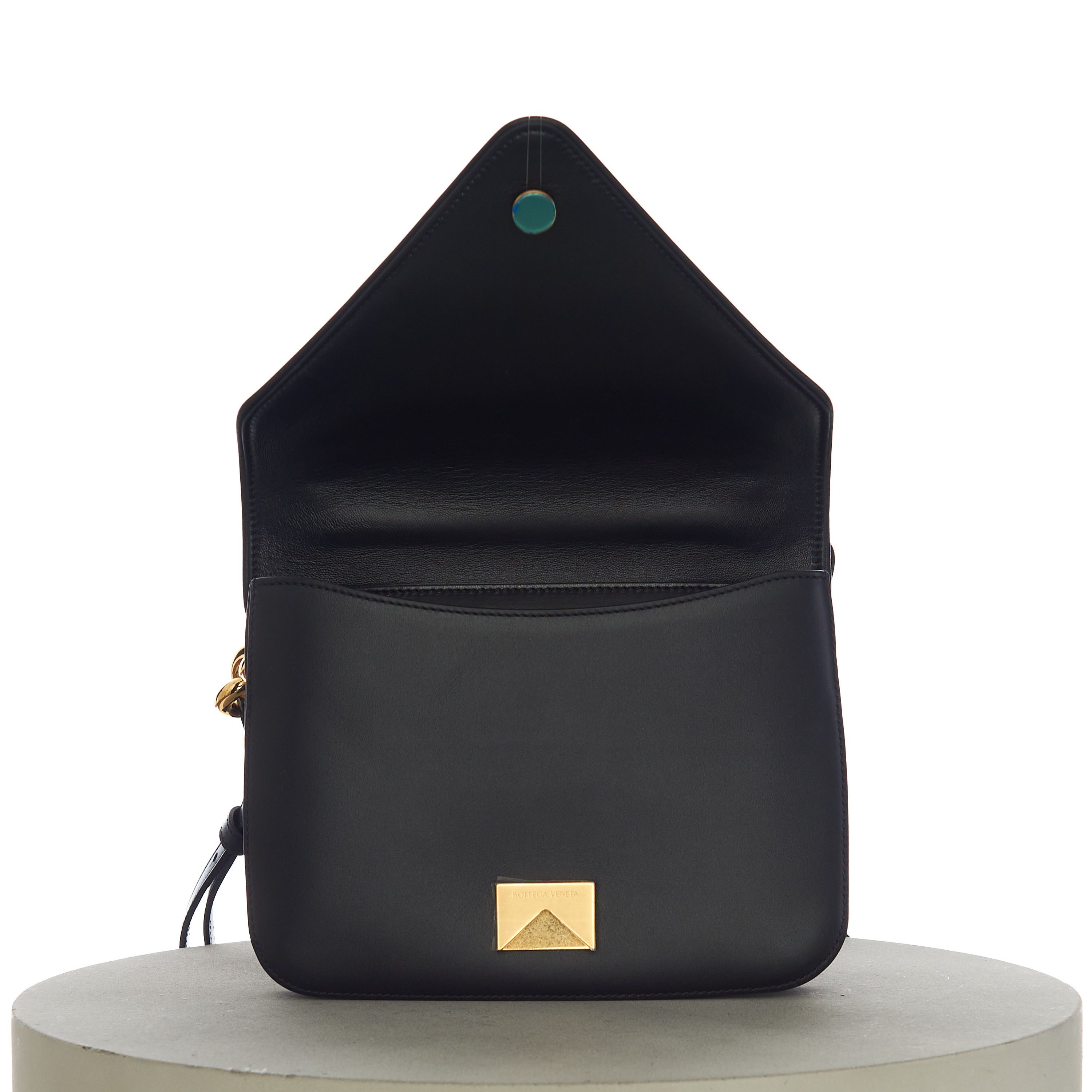 Bottega Veneta MOUNT Small Envelope Chain Bag In Black Leather Size ONE SIZE - 10 Thumbnail