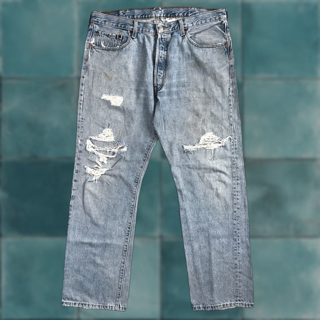 Levi's Levi's 501 Vintage Y2K Straight Jeans 90s Light Blue 38x32 Men's Regular Denim Cotton Blue 501 Series Jeans Size US 38 / EU 54 - 1 Thumbnail