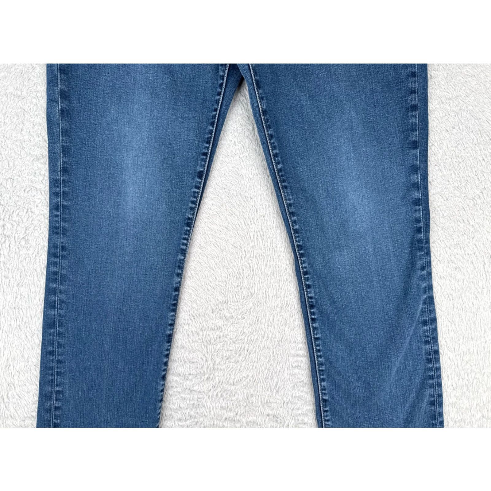 Levi's Levi's Jeans Womens 33 Blue Denim Big E 724 High Rise Straight Fit Cotton 33x30 Size 24" / US 00 / IT 34 - 3 Thumbnail