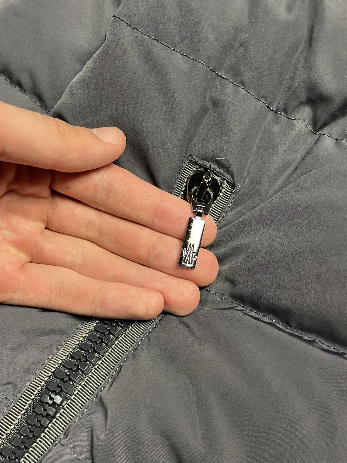 Moncler Vintage Moncler parka puffer down jacket womens Size M / US 6-8 / IT 42-44 - 4 Thumbnail