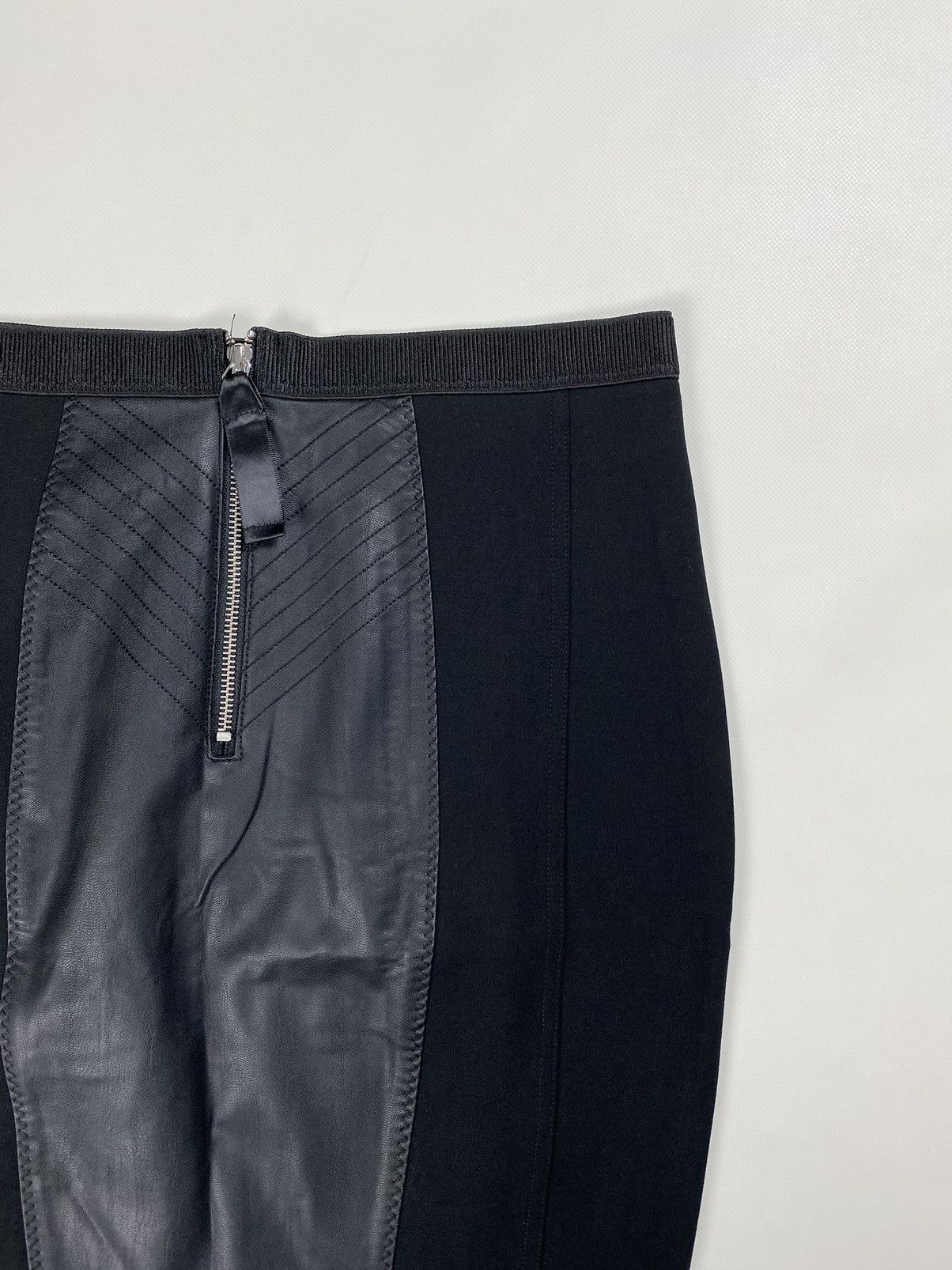 Jean Paul Gaultier Jean Paul Gaultier Lindex ladies pencil skirt size M Size 26" / US 2 / IT 38 - 8 Thumbnail