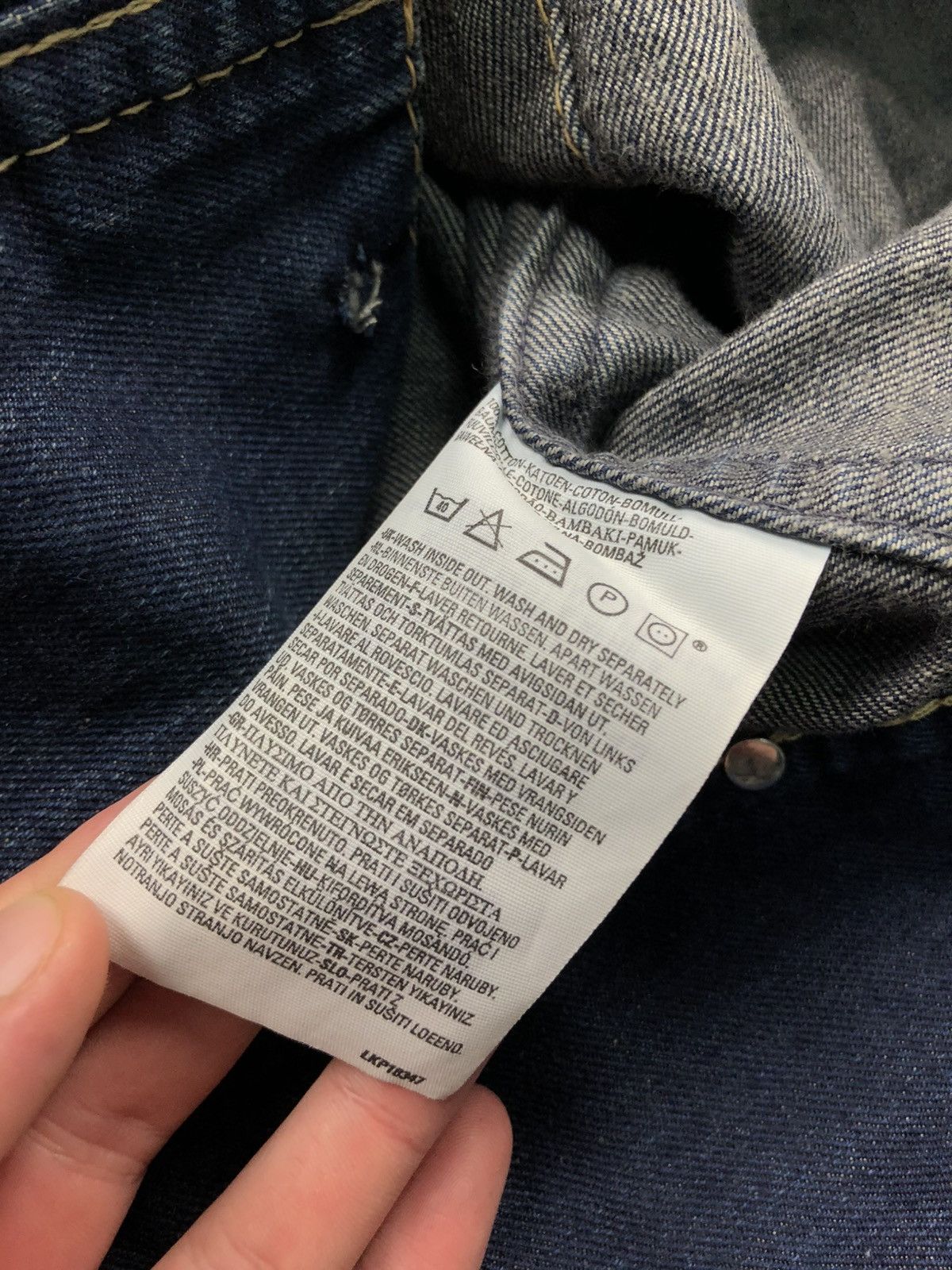 Levi's LEVIS Vintage Blue Denim Jacket Streetwear Faded Japanese Size L / US 10 / IT 46 - 9 Thumbnail