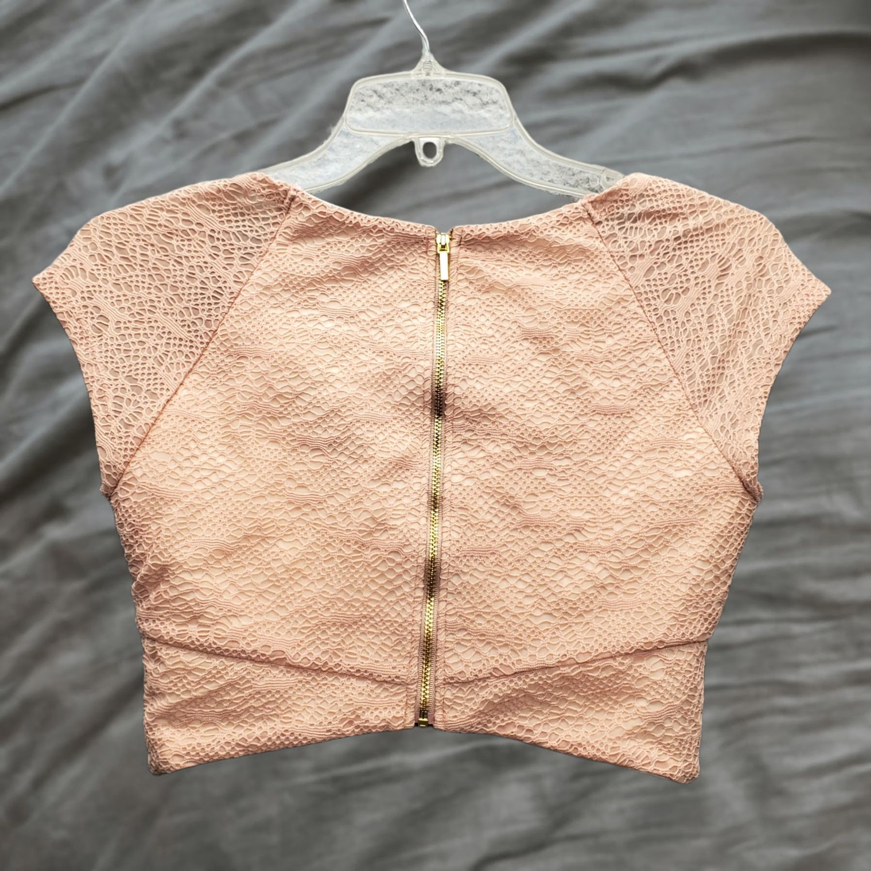 Bebe Nike bebe Cropped Wrap Top Womens XS Pink Sleeveless Back Zip Size XS / US 0-2 / IT 36-38 - 1 Thumbnail
