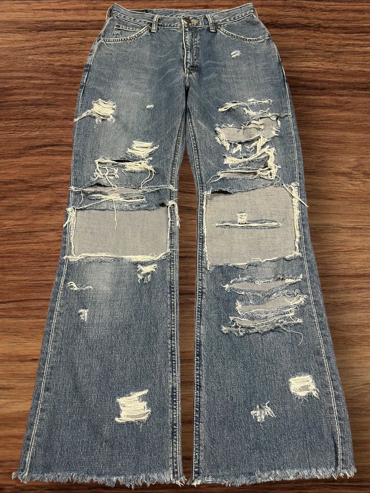Lee × Vintage Vintage Miss Lee Trashed Punk Style Blue Washed Flare Jeans Size 31" - 1 Thumbnail