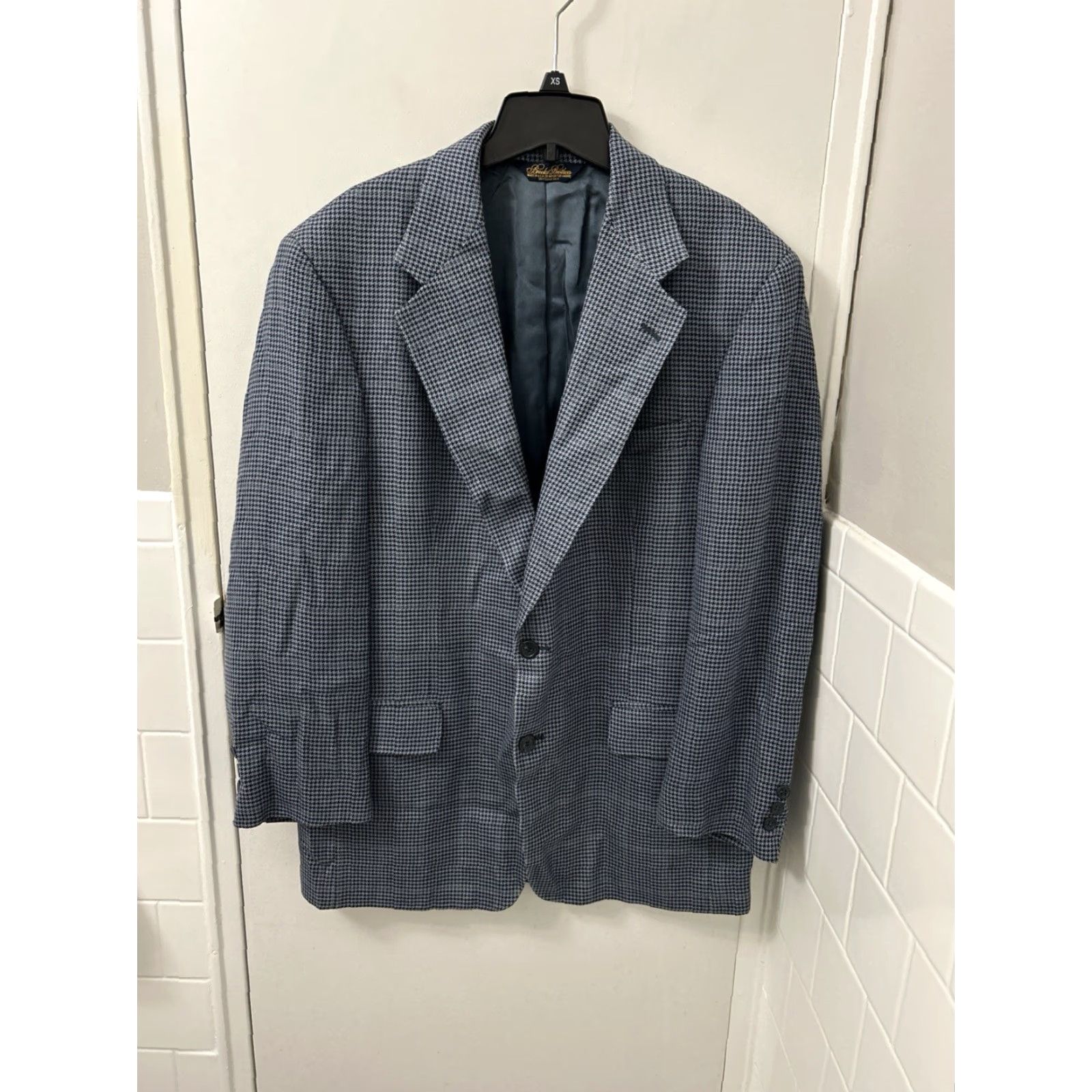 Brooks Brothers VINTAGE Brooks Brothers Blazer Mens 41 Blue Houndstooth Wool Blend Sport Jacket Button Closure US Made Winter 31” Mens Size 42R - 2 Thumbnail