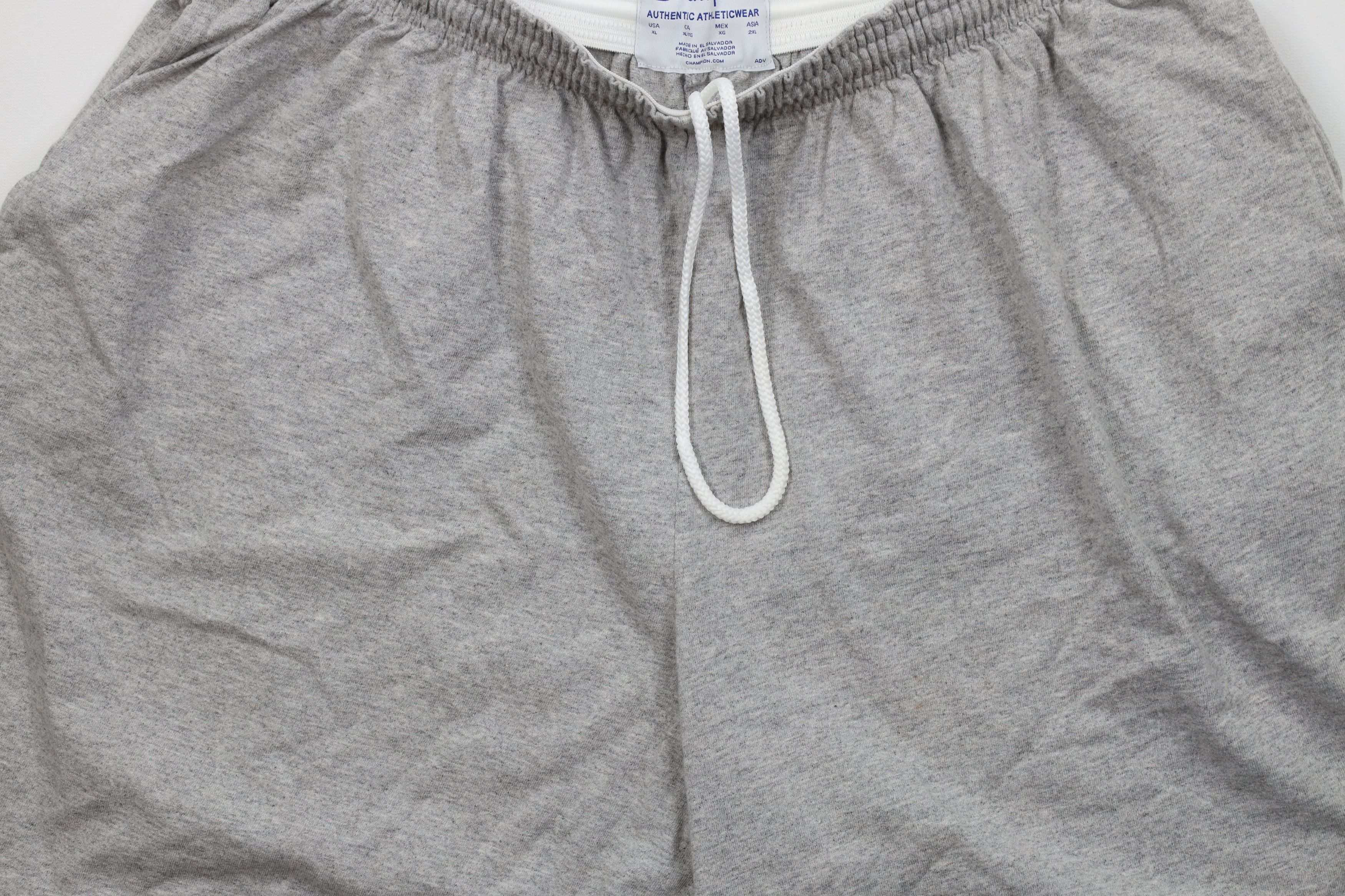 Champion × Vintage Vintage Y2K Champion Logo Above Knee Shorts Heather Gray Size US 36 / EU 52 - 3 Thumbnail
