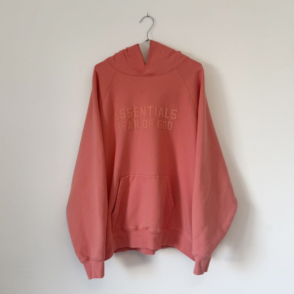Essentials Fear of God Essentials Coral Raglan Cut Logo Hoodie SS22 Size US XL / EU 56 / 4 - 2 Thumbnail