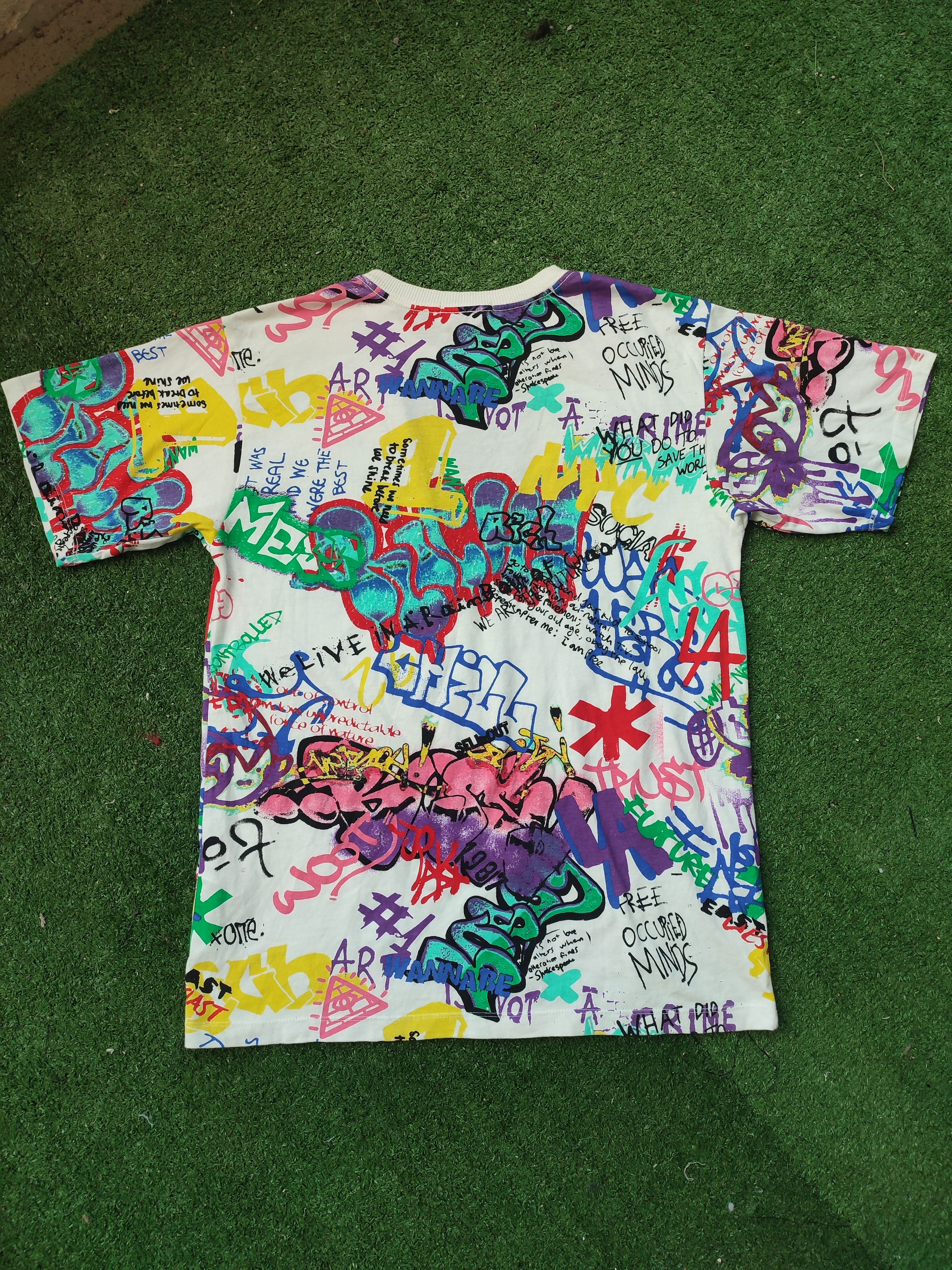 Forever 21 Crazy Rare Art Design by Forever 21 Tees Size US L / EU 52-54 / 3 - 2 Thumbnail