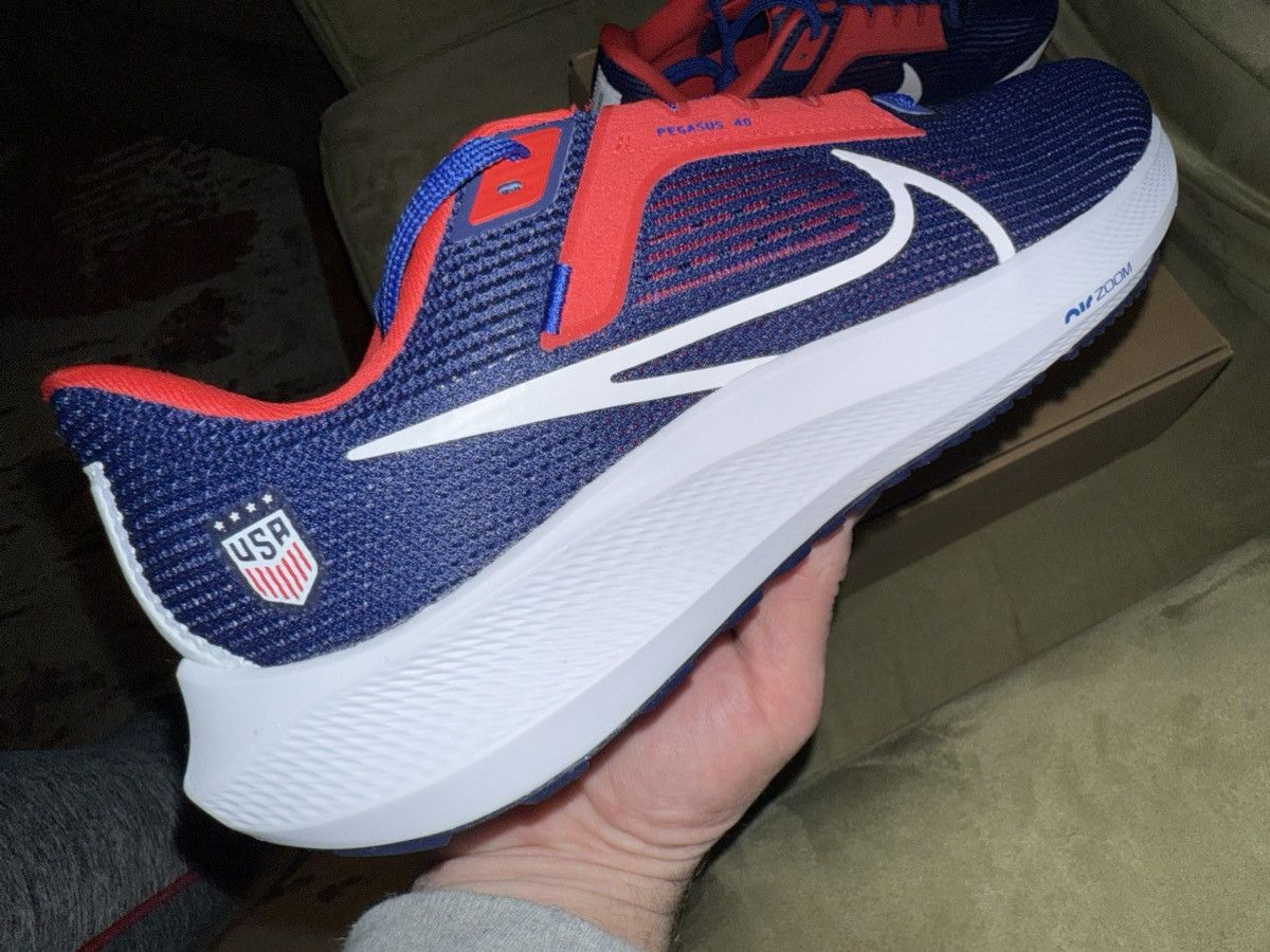 Nike Nike Air Zoom Pegasus 40 “USA USWNT” NEW w/ BOX! size 9 mens Size US 9 / EU 42 - 13 Thumbnail
