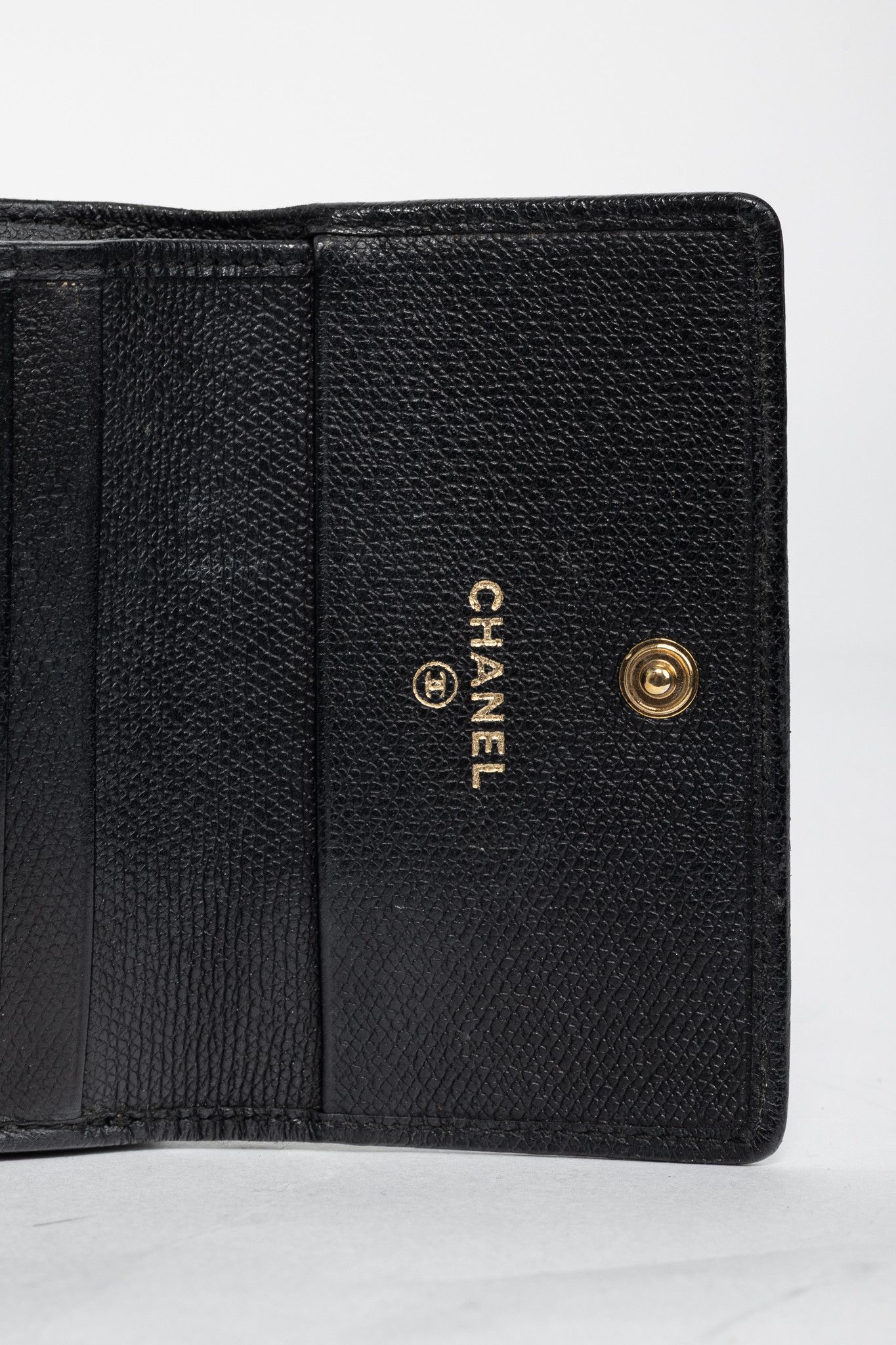 Chanel Chanel Black Leather Coco-Button Trifold Compact Wallet Size ONE SIZE - 10 Thumbnail