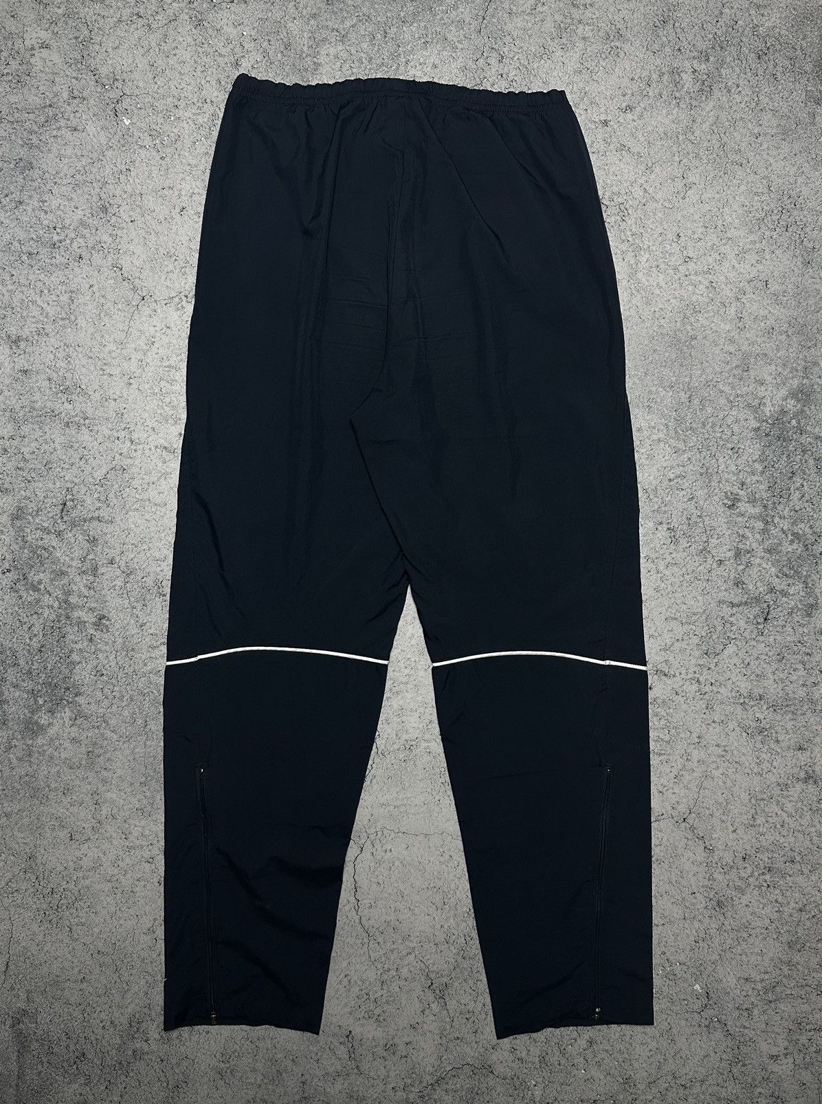 Nike Vintage Nike Nylon Track Pants Joggers Size US 32 / EU 48 - 9 Thumbnail